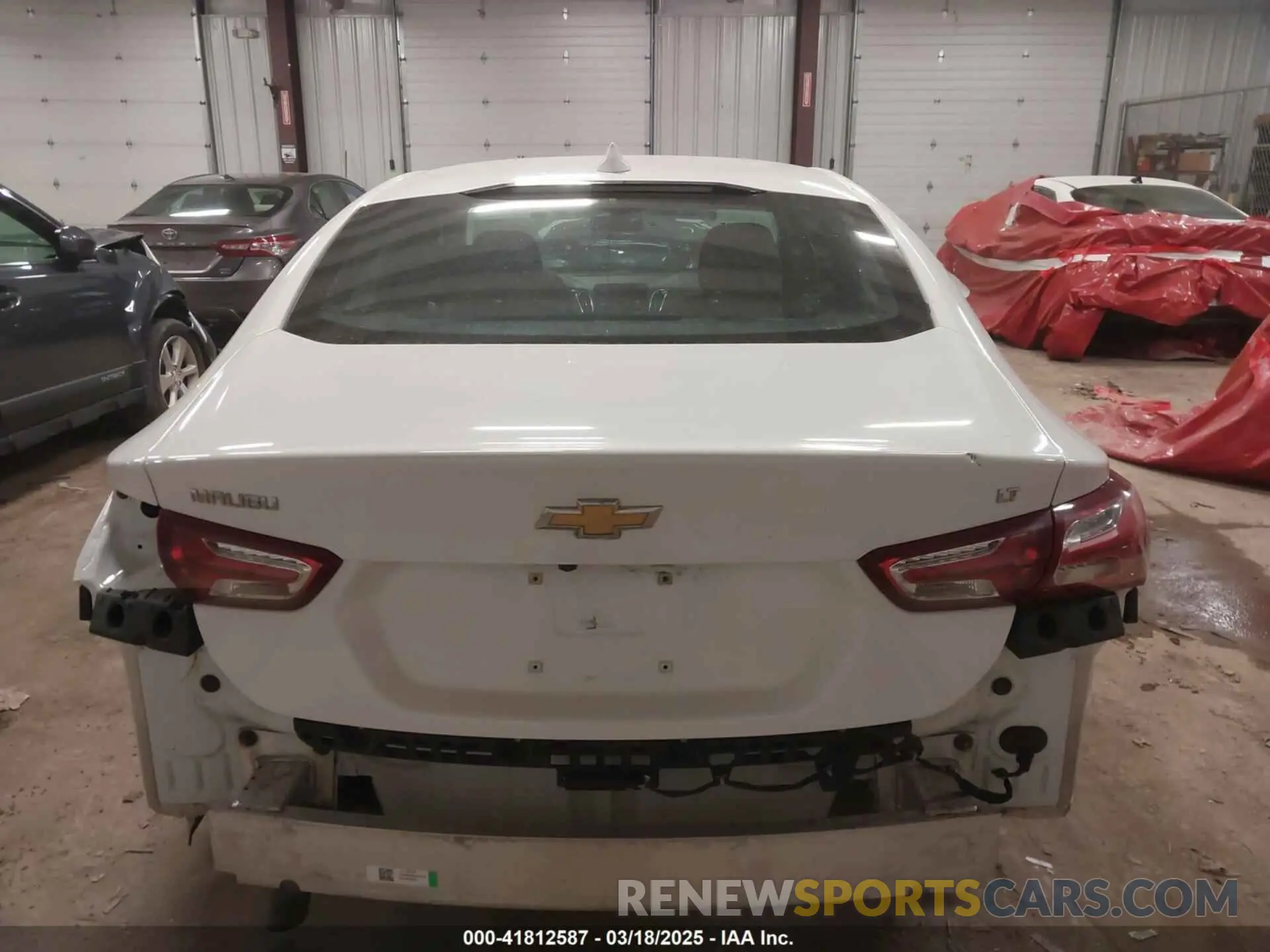 17 Photograph of a damaged car 1G1ZD5ST4KF179376 CHEVROLET MALIBU 2019