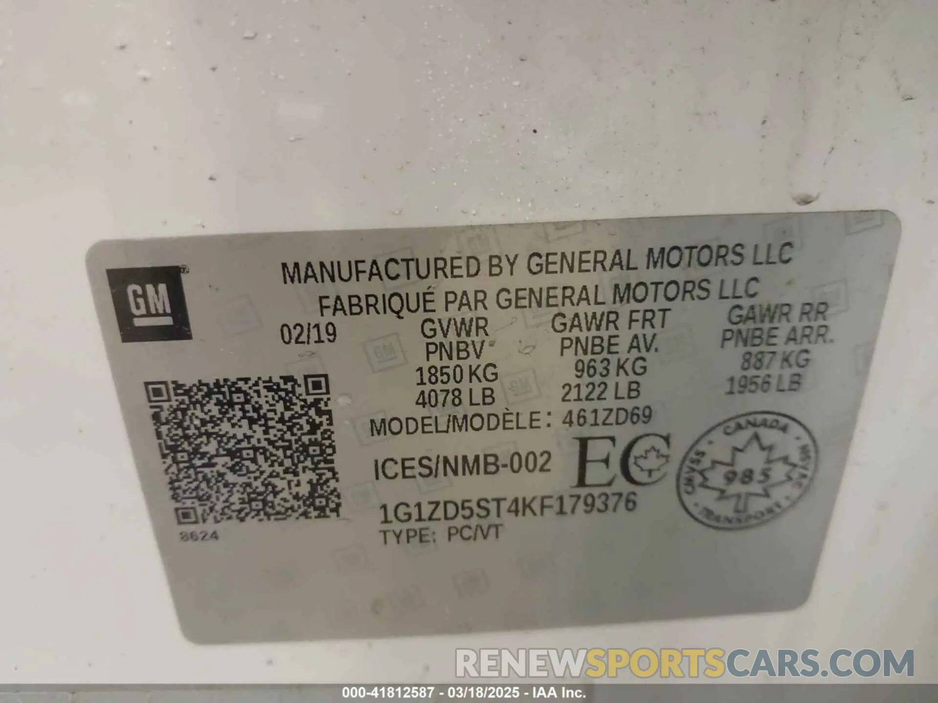 9 Photograph of a damaged car 1G1ZD5ST4KF179376 CHEVROLET MALIBU 2019
