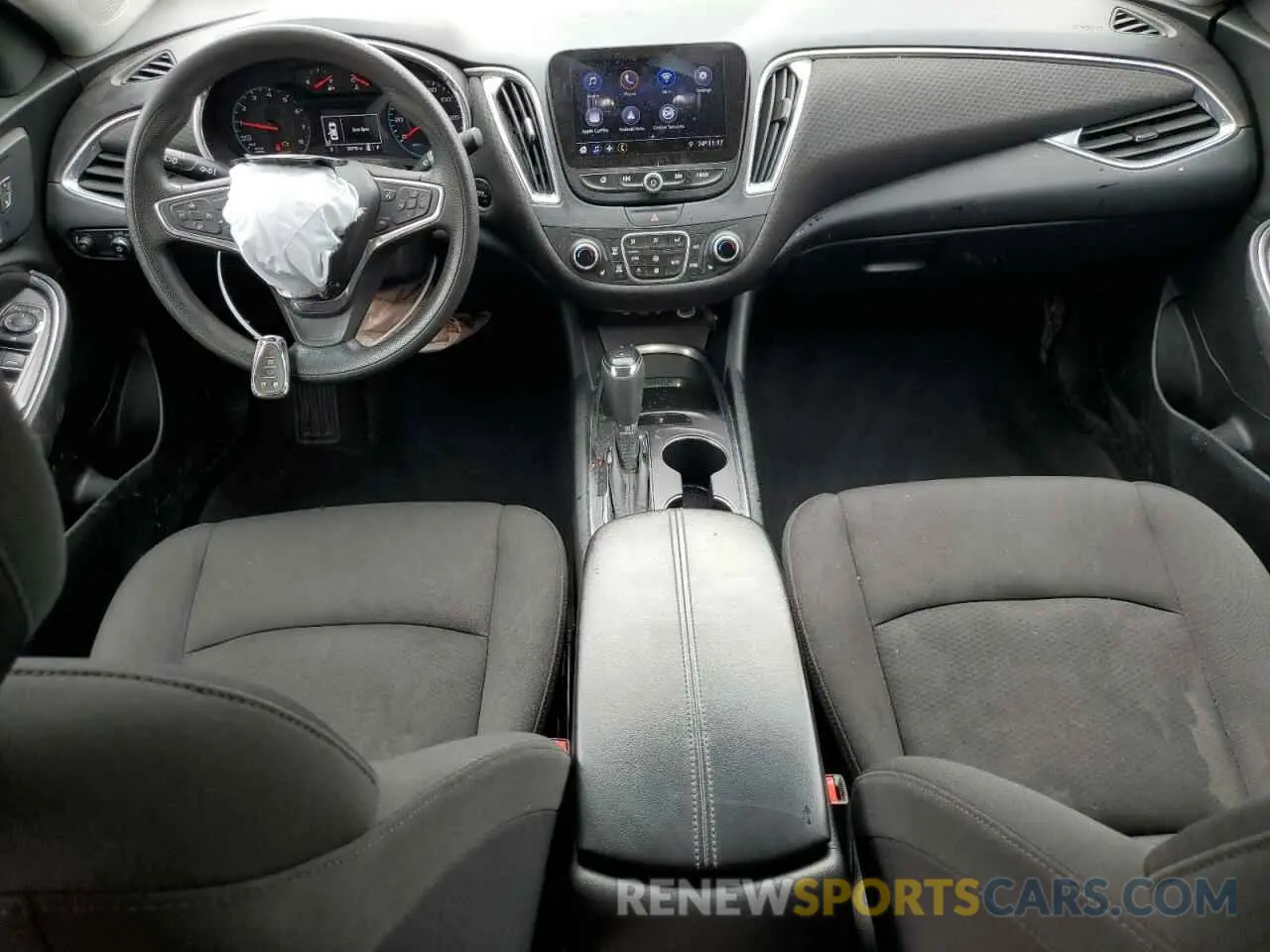 8 Photograph of a damaged car 1G1ZD5ST4KF189521 CHEVROLET MALIBU 2019
