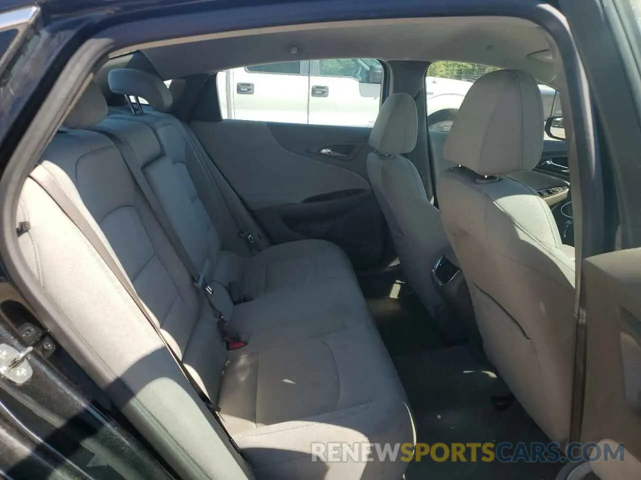 10 Photograph of a damaged car 1G1ZD5ST4KF215955 CHEVROLET MALIBU 2019