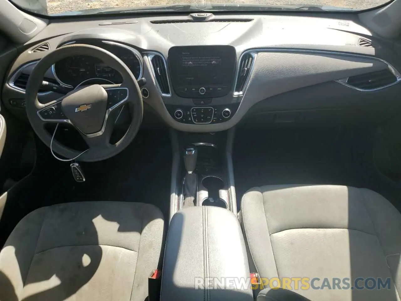 8 Photograph of a damaged car 1G1ZD5ST4KF215955 CHEVROLET MALIBU 2019