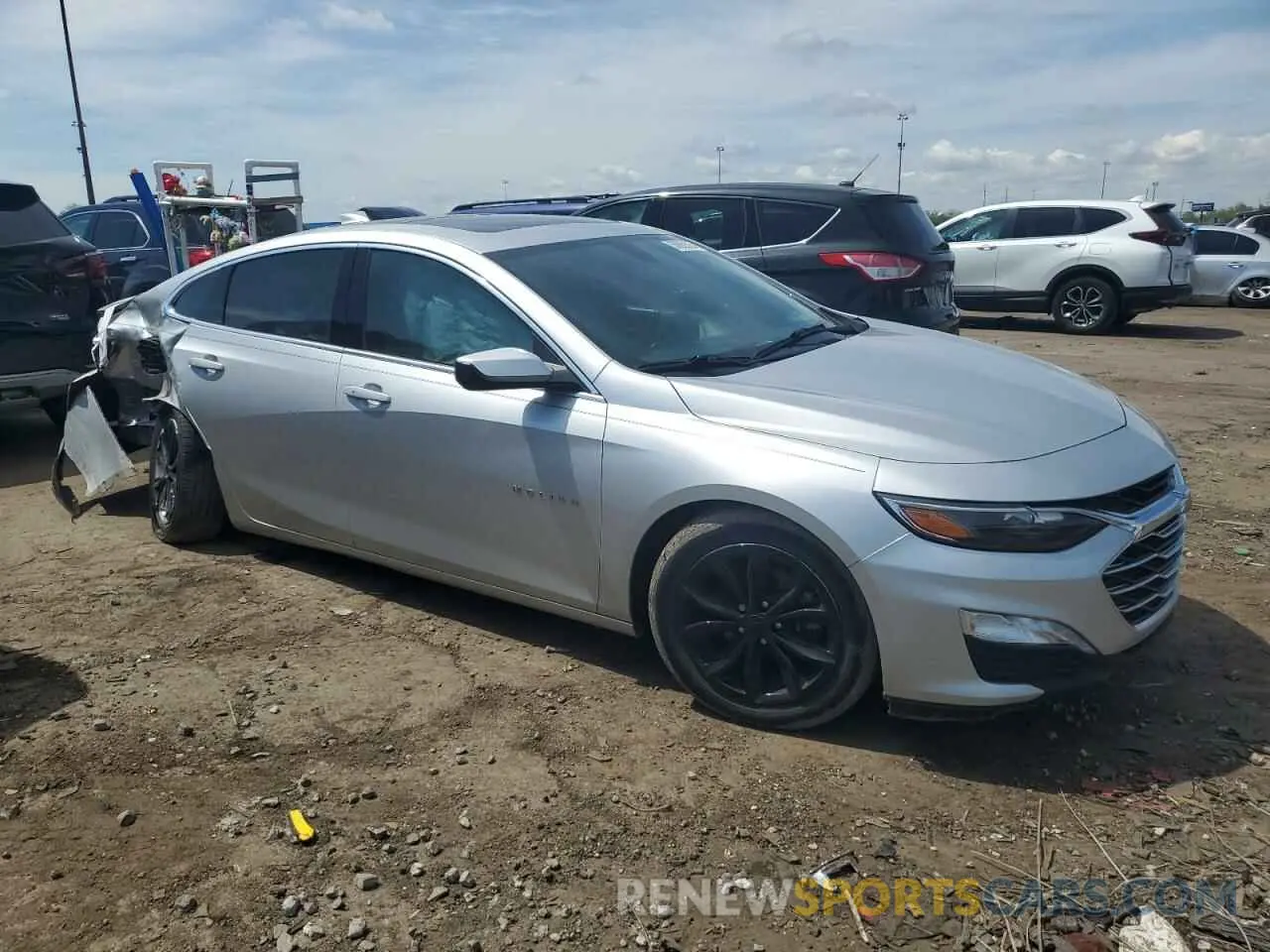 4 Photograph of a damaged car 1G1ZD5ST5KF111393 CHEVROLET MALIBU 2019