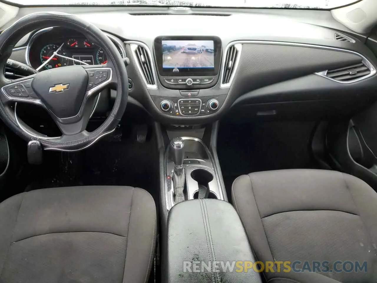 8 Photograph of a damaged car 1G1ZD5ST5KF112835 CHEVROLET MALIBU 2019