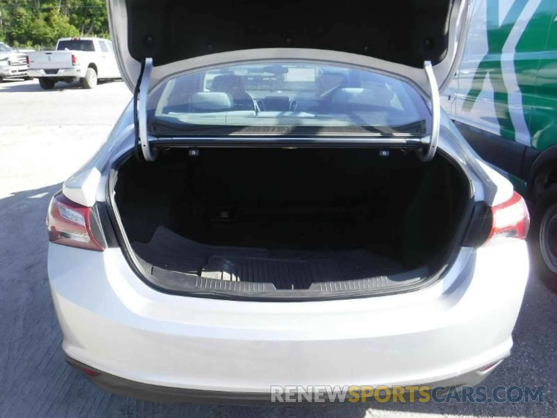 13 Photograph of a damaged car 1G1ZD5ST5KF132180 CHEVROLET MALIBU 2019