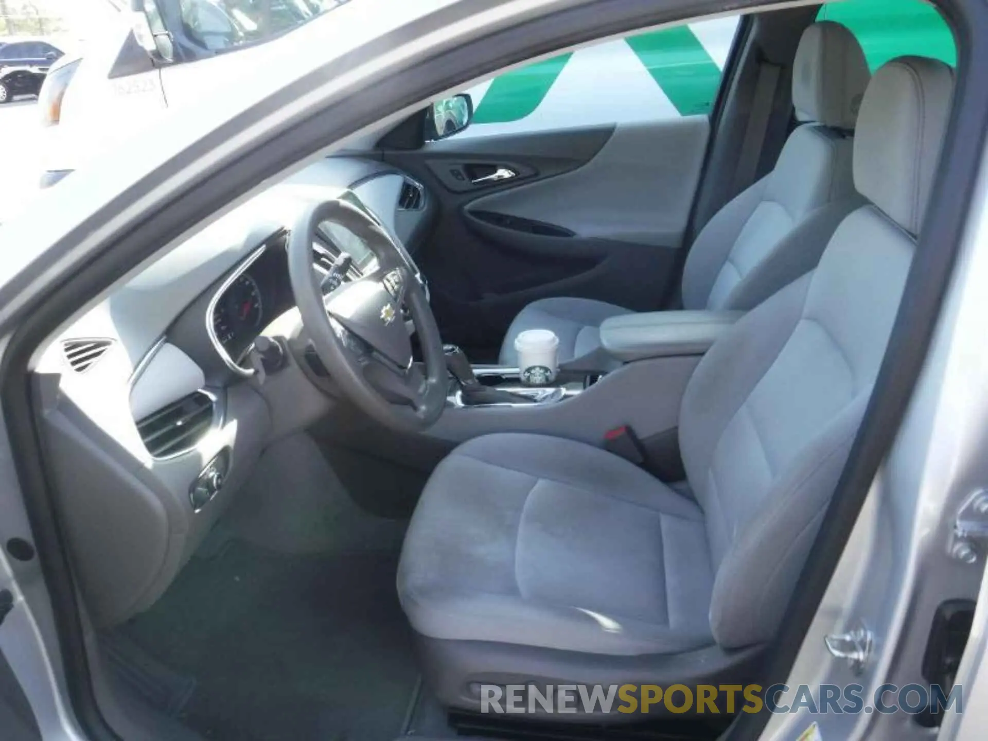 9 Photograph of a damaged car 1G1ZD5ST5KF132180 CHEVROLET MALIBU 2019