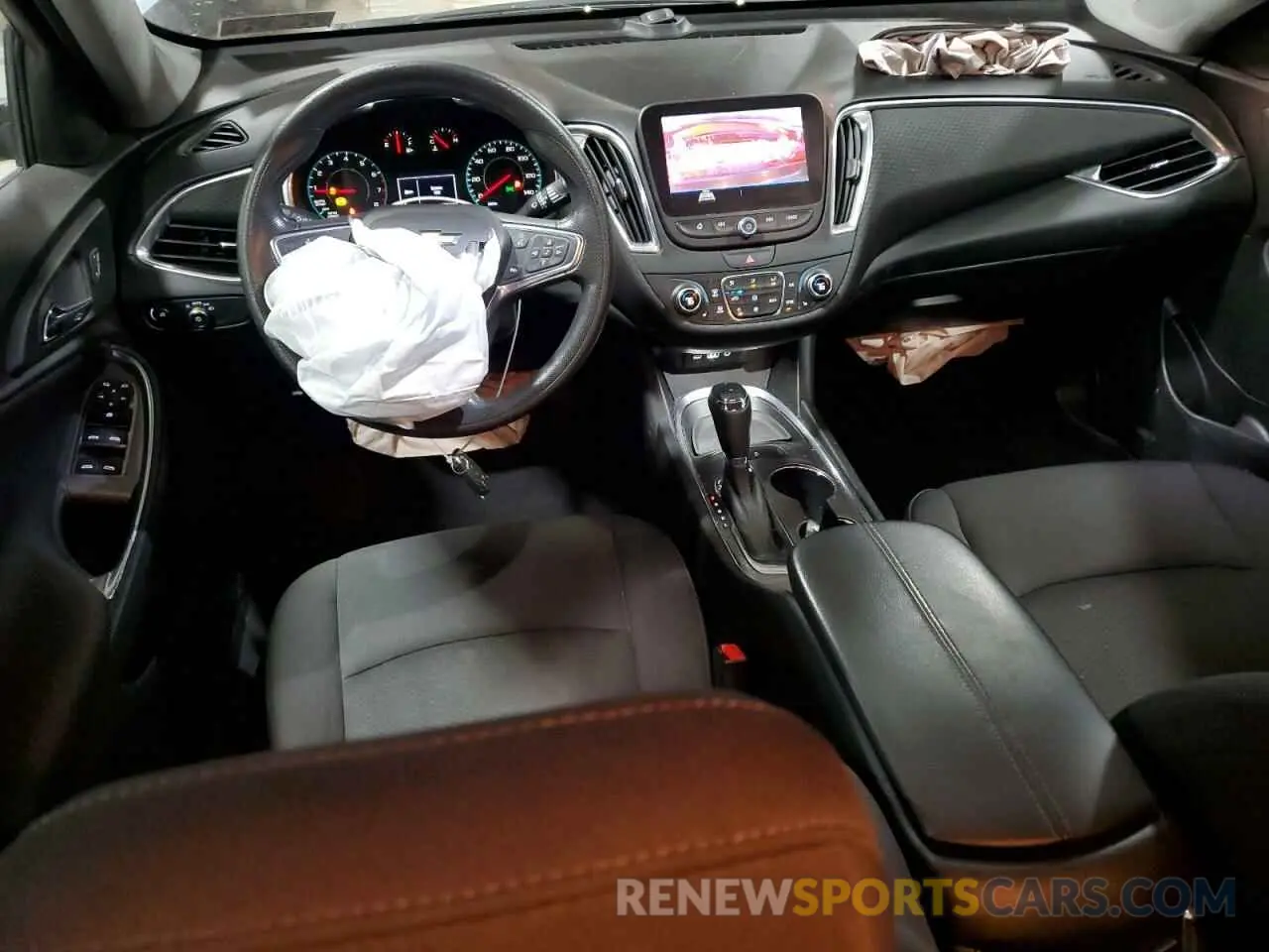 8 Photograph of a damaged car 1G1ZD5ST5KF147777 CHEVROLET MALIBU 2019