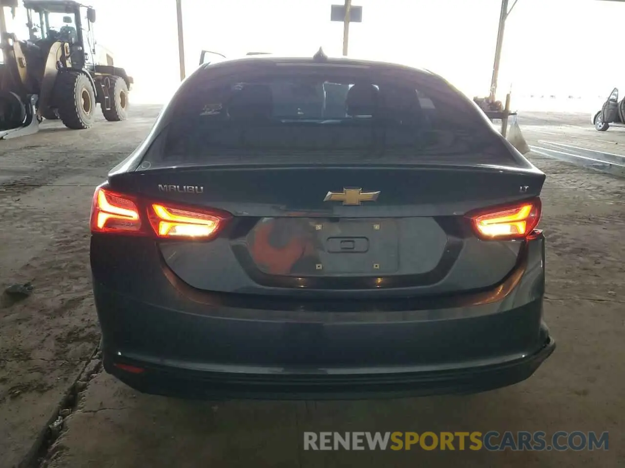 6 Photograph of a damaged car 1G1ZD5ST5KF212174 CHEVROLET MALIBU 2019