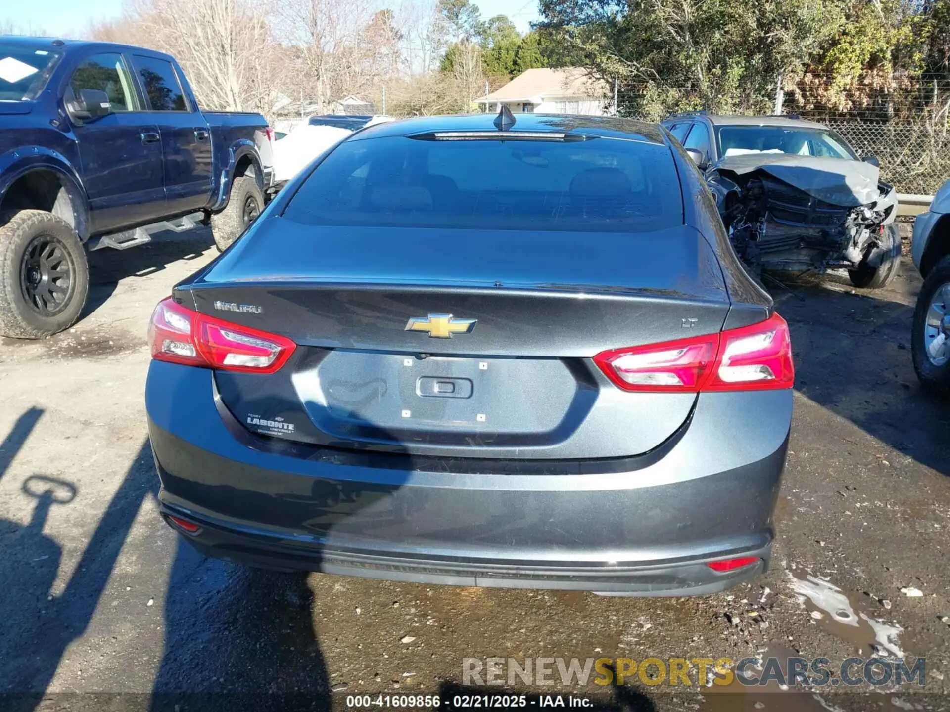 16 Photograph of a damaged car 1G1ZD5ST6KF107787 CHEVROLET MALIBU 2019