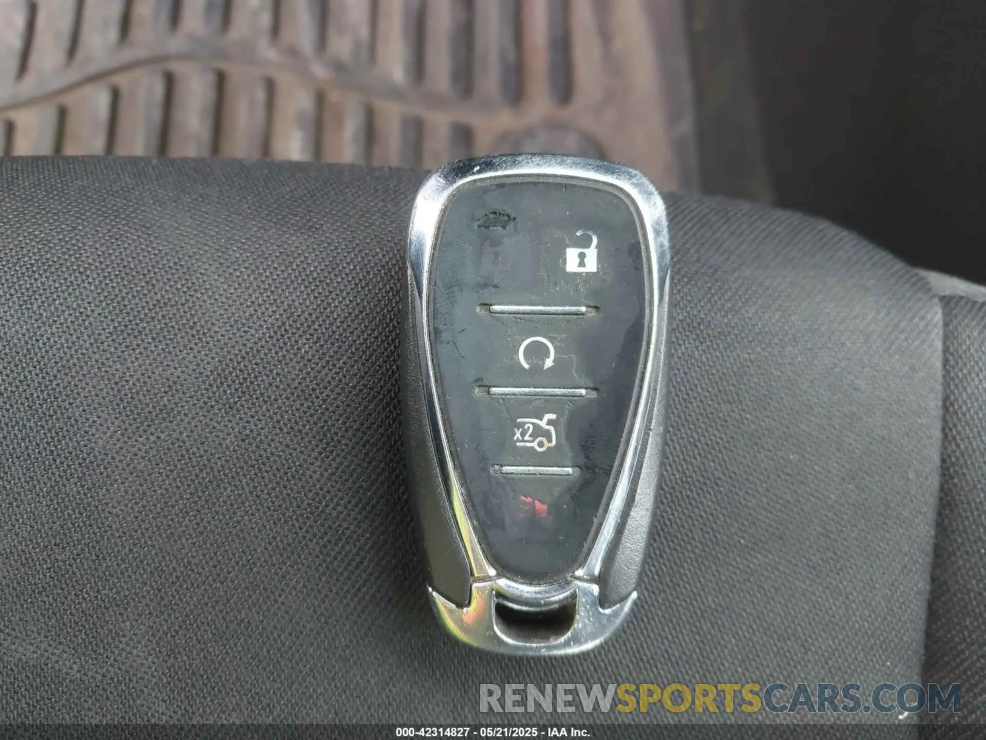 11 Photograph of a damaged car 1G1ZD5ST6KF131023 CHEVROLET MALIBU 2019