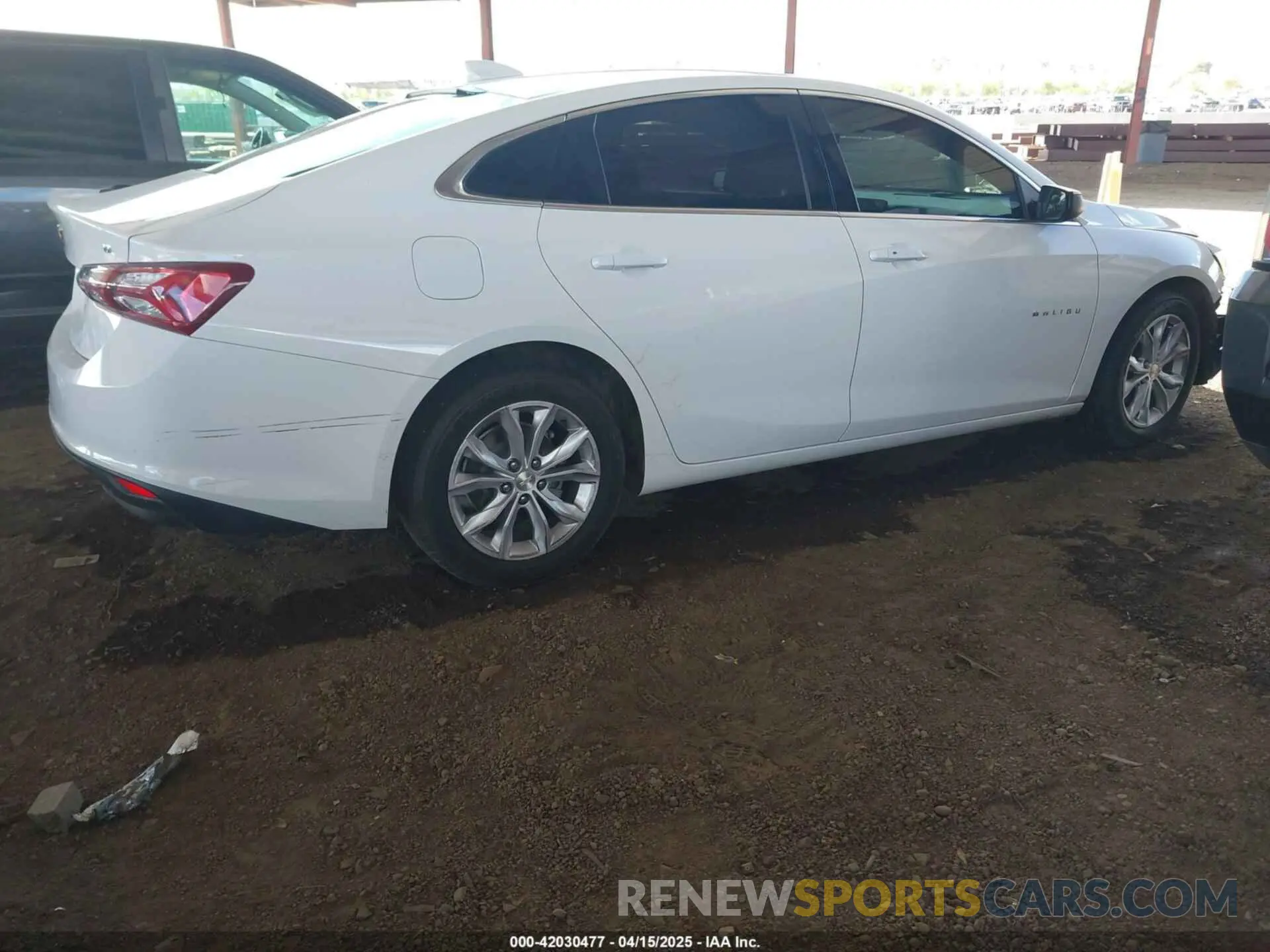 4 Photograph of a damaged car 1G1ZD5ST6KF136593 CHEVROLET MALIBU 2019