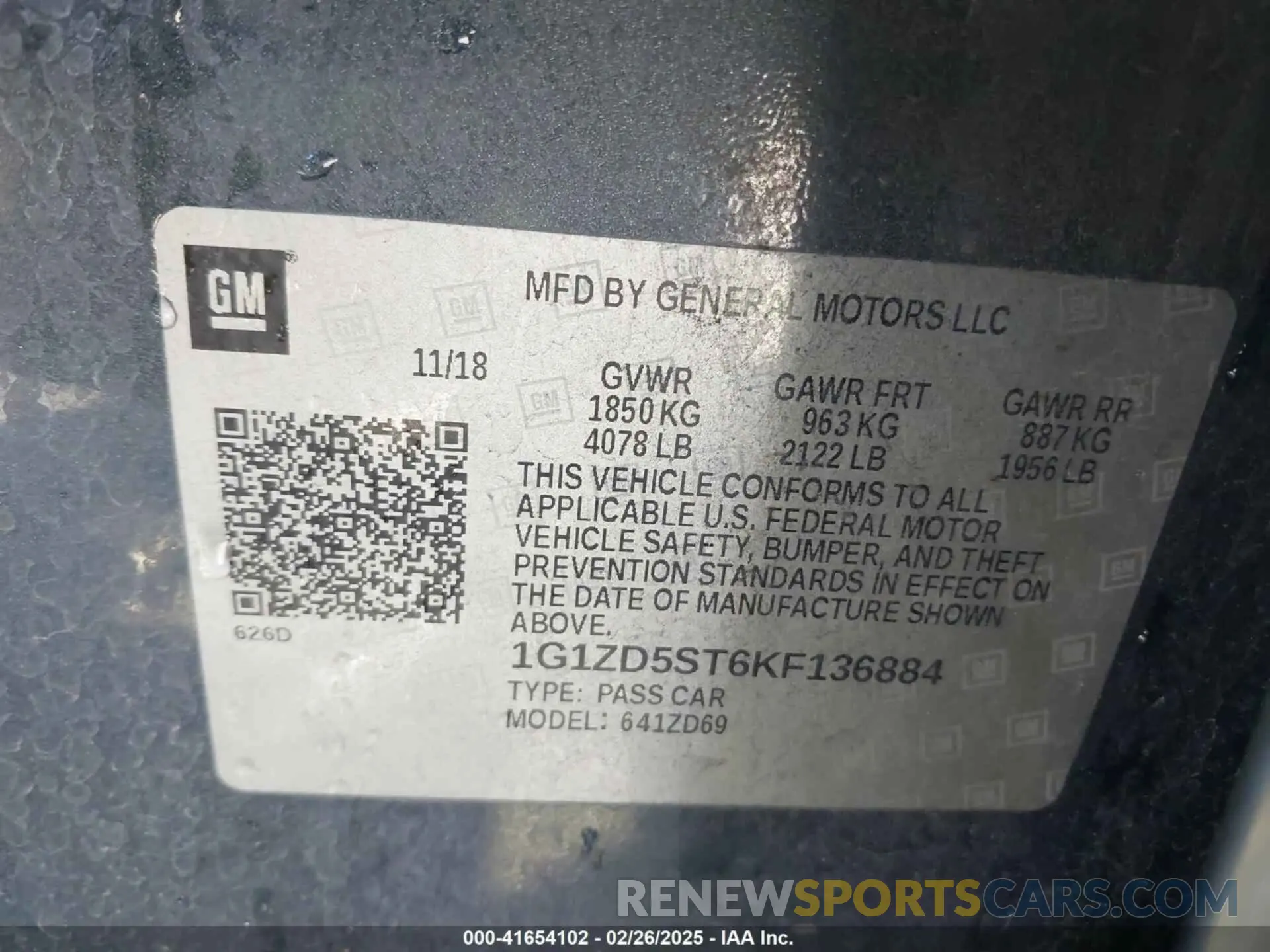 9 Photograph of a damaged car 1G1ZD5ST6KF136884 CHEVROLET MALIBU 2019