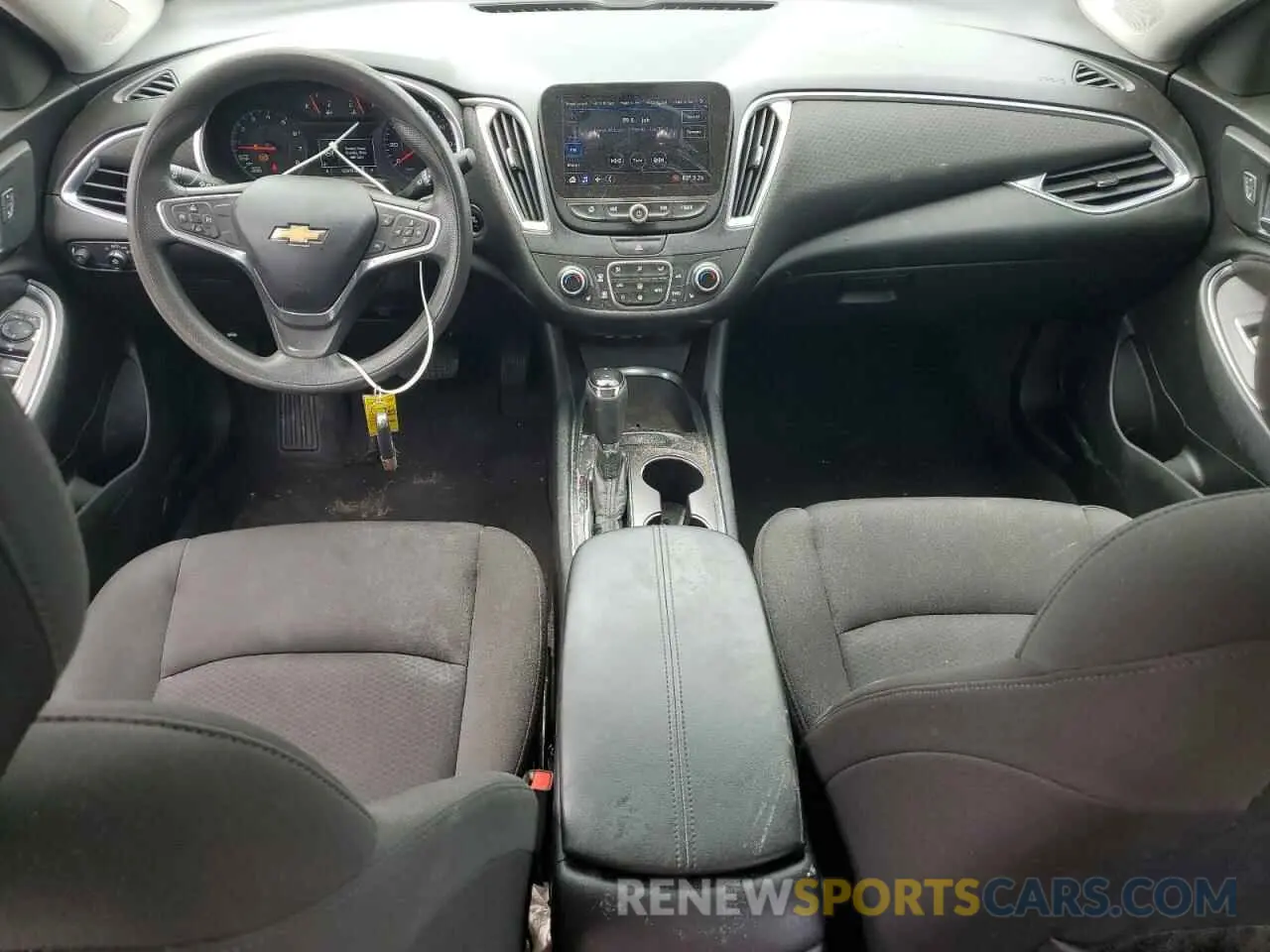 8 Photograph of a damaged car 1G1ZD5ST6KF140062 CHEVROLET MALIBU 2019