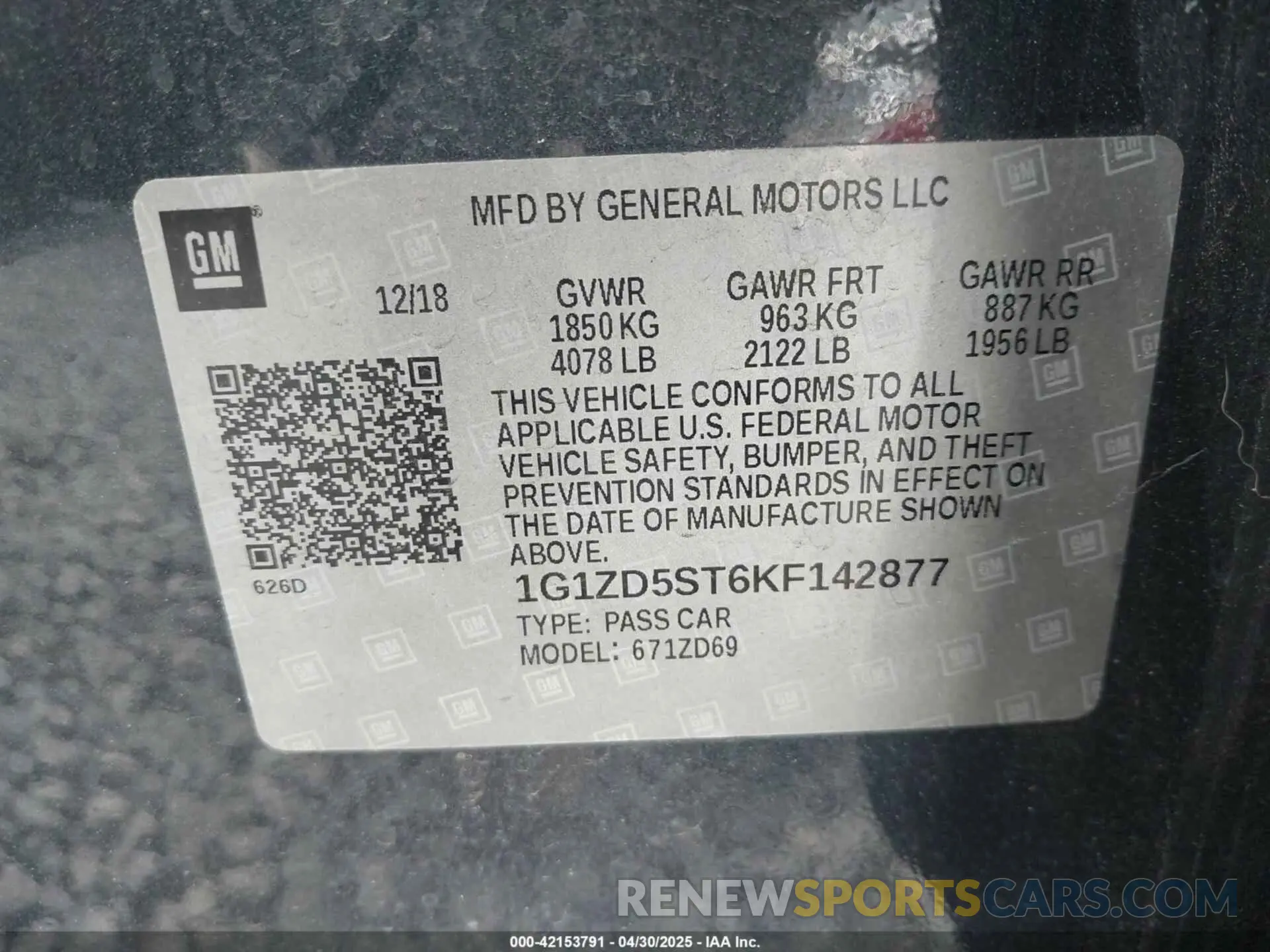 9 Photograph of a damaged car 1G1ZD5ST6KF142877 CHEVROLET MALIBU 2019