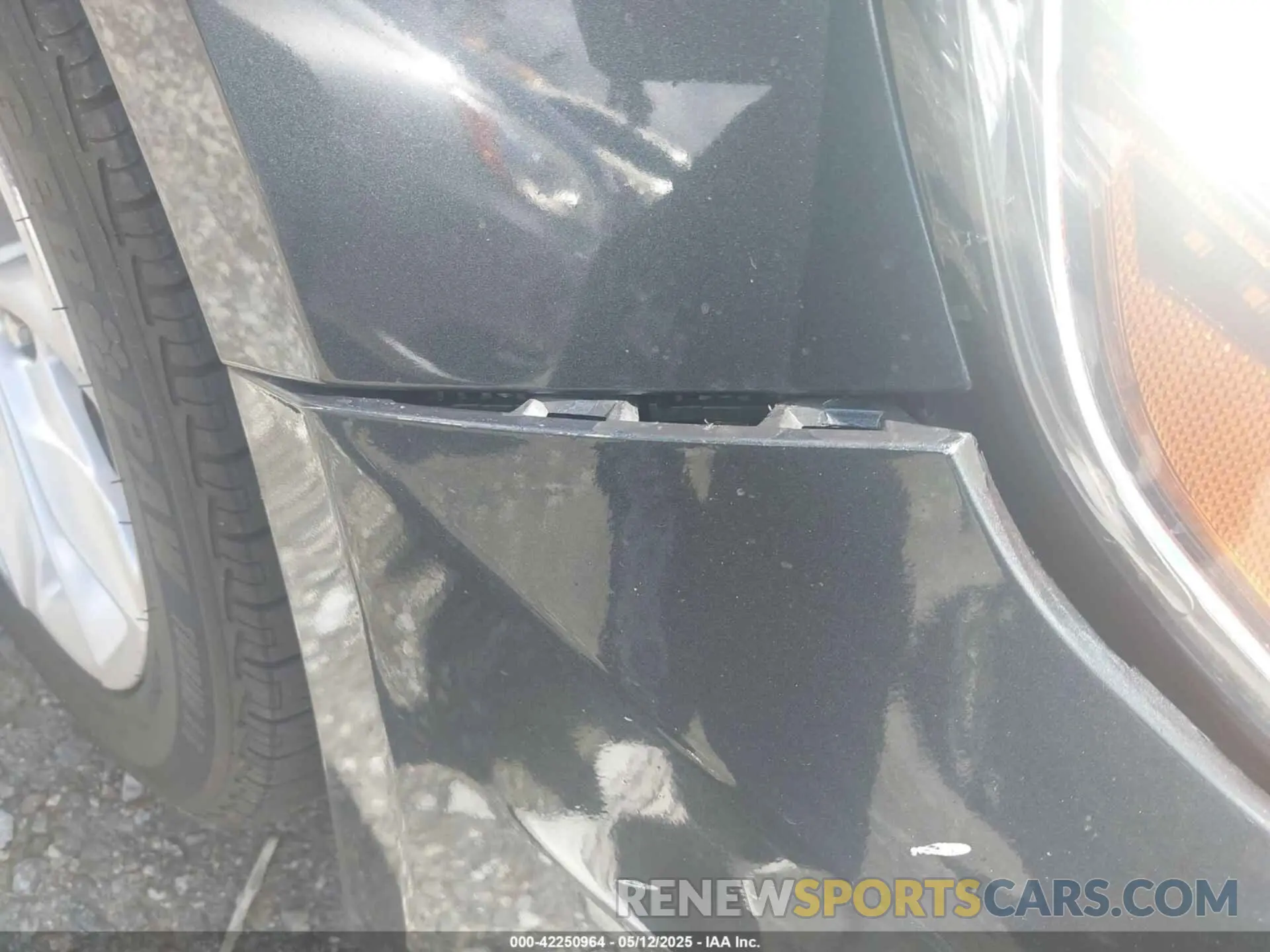 6 Photograph of a damaged car 1G1ZD5ST6KF169206 CHEVROLET MALIBU 2019
