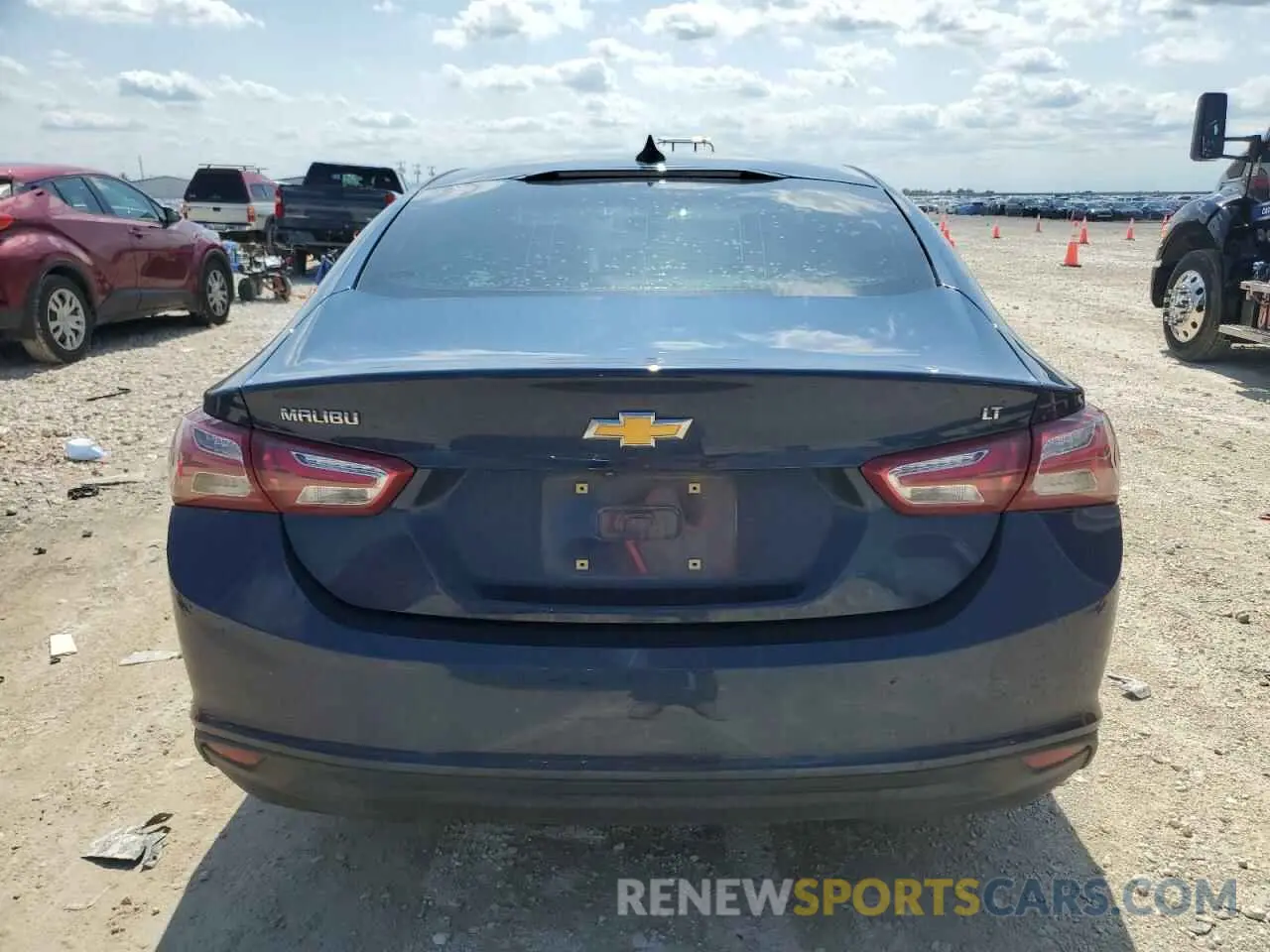 6 Photograph of a damaged car 1G1ZD5ST6KF198348 CHEVROLET MALIBU 2019