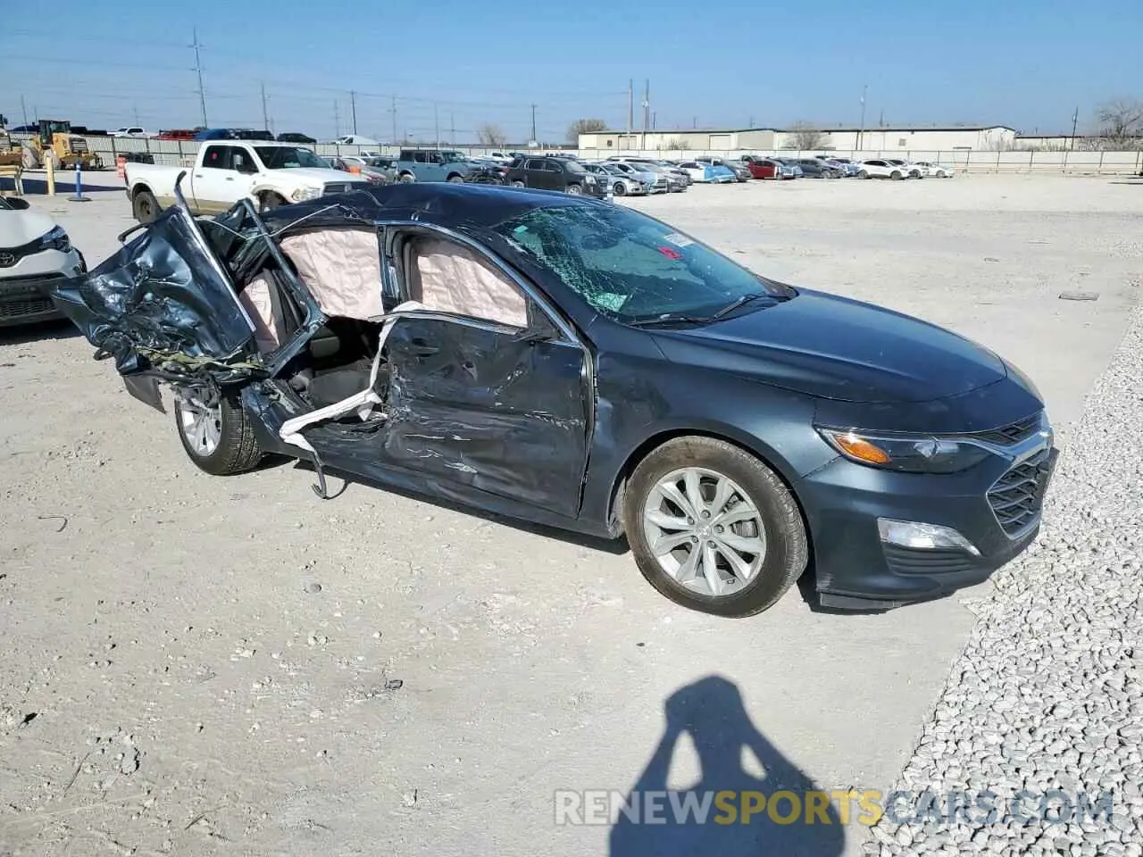4 Photograph of a damaged car 1G1ZD5ST6KF209753 CHEVROLET MALIBU 2019