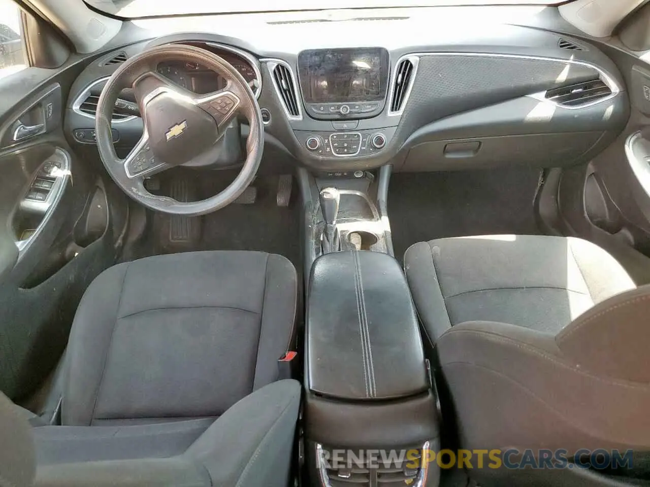 8 Photograph of a damaged car 1G1ZD5ST6KF223569 CHEVROLET MALIBU 2019