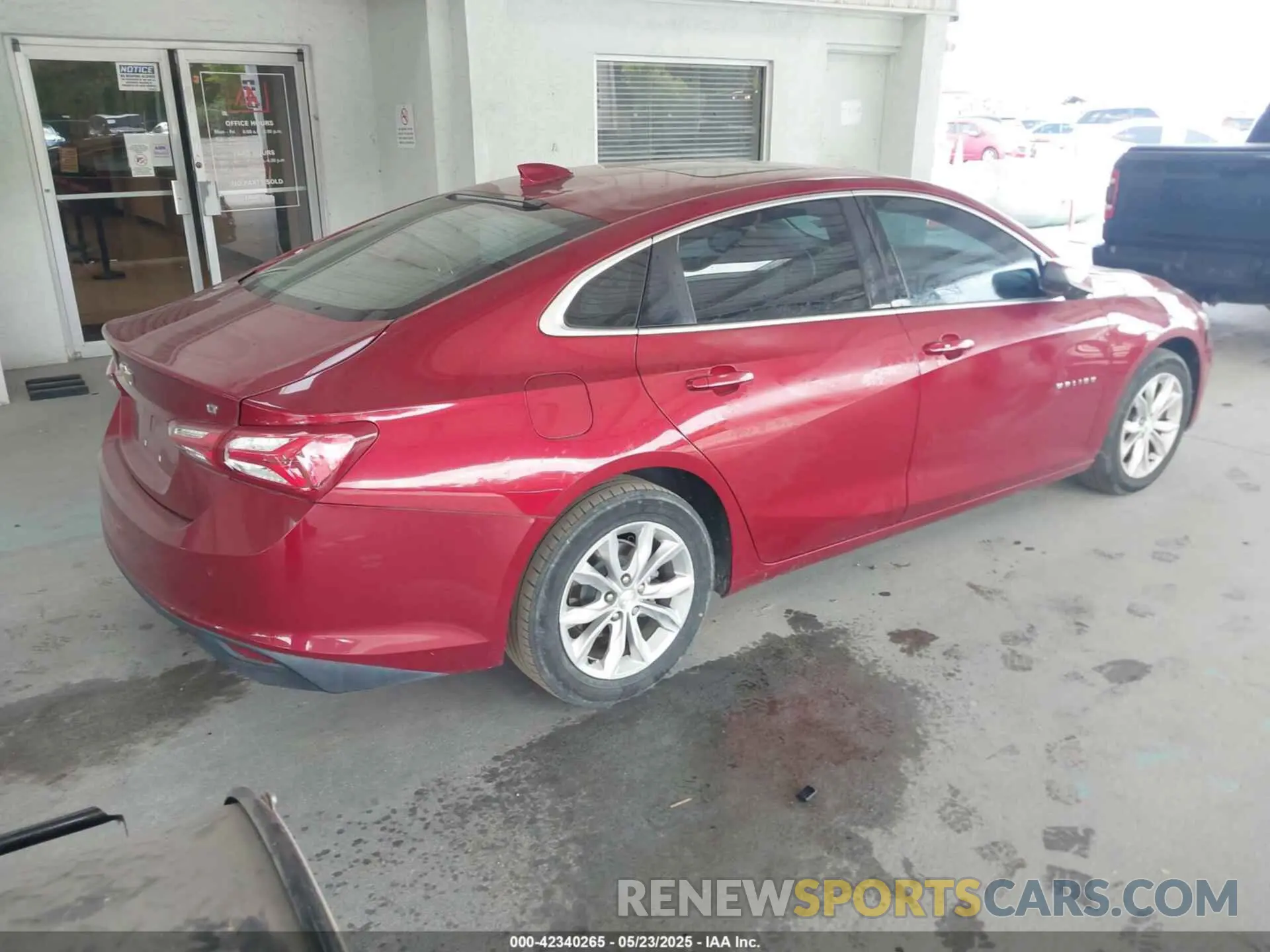 4 Photograph of a damaged car 1G1ZD5ST7KF114926 CHEVROLET MALIBU 2019