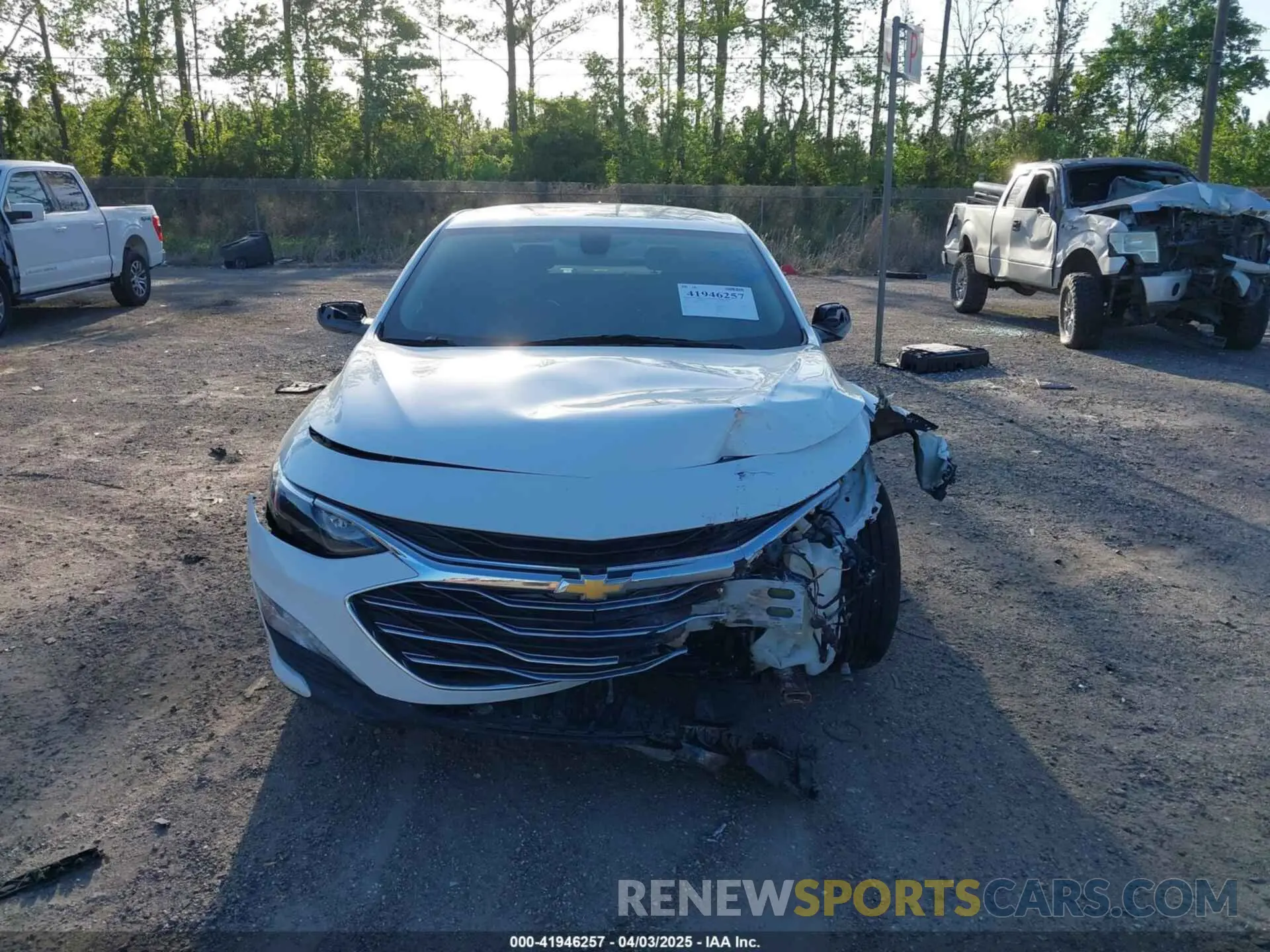11 Photograph of a damaged car 1G1ZD5ST7KF121004 CHEVROLET MALIBU 2019