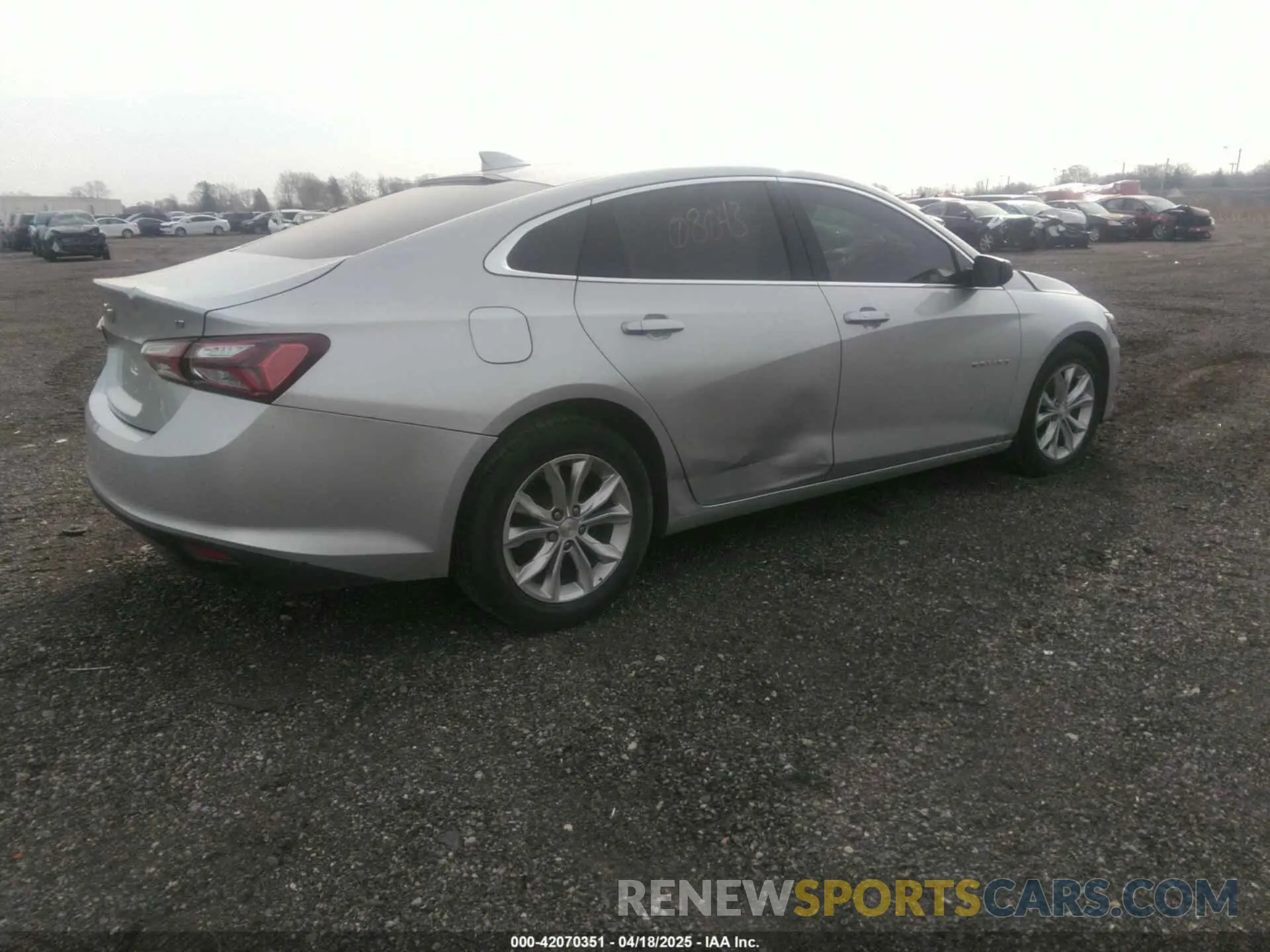 4 Photograph of a damaged car 1G1ZD5ST7KF148641 CHEVROLET MALIBU 2019