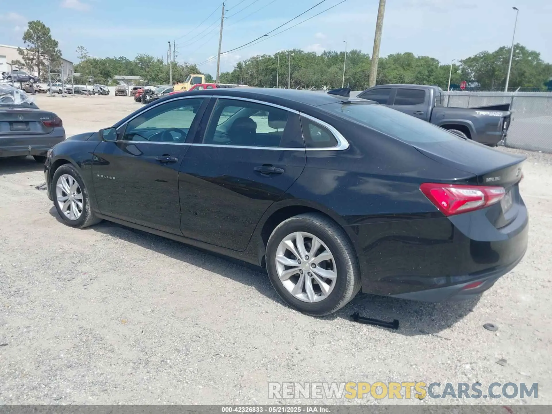 3 Photograph of a damaged car 1G1ZD5ST7KF162121 CHEVROLET MALIBU 2019