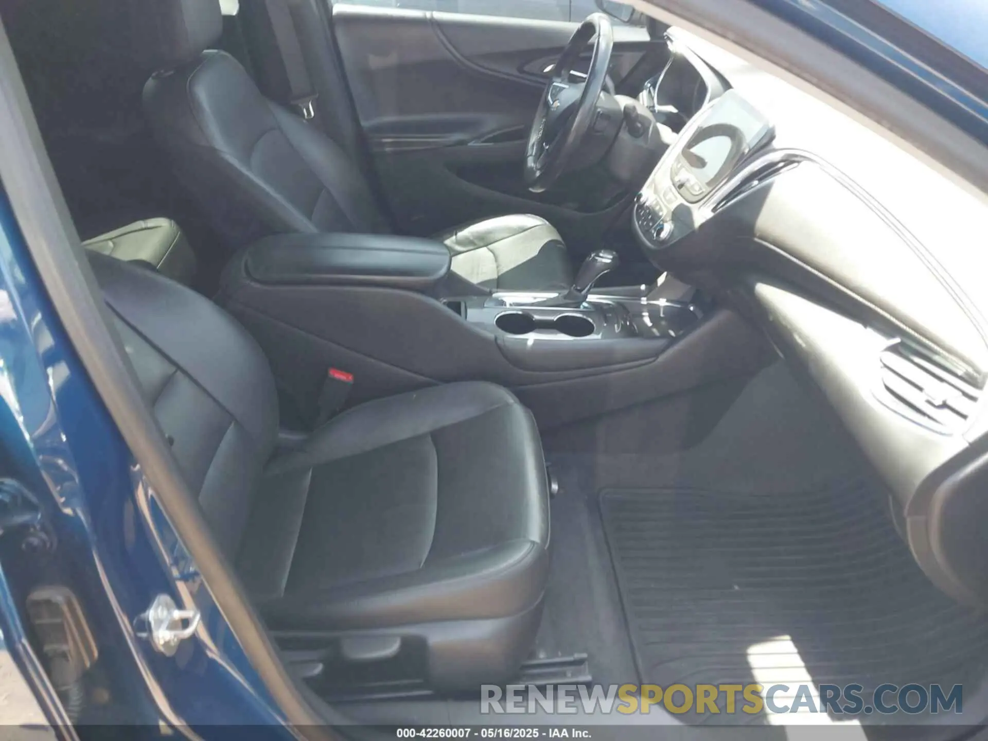 5 Photograph of a damaged car 1G1ZD5ST7KF187052 CHEVROLET MALIBU 2019