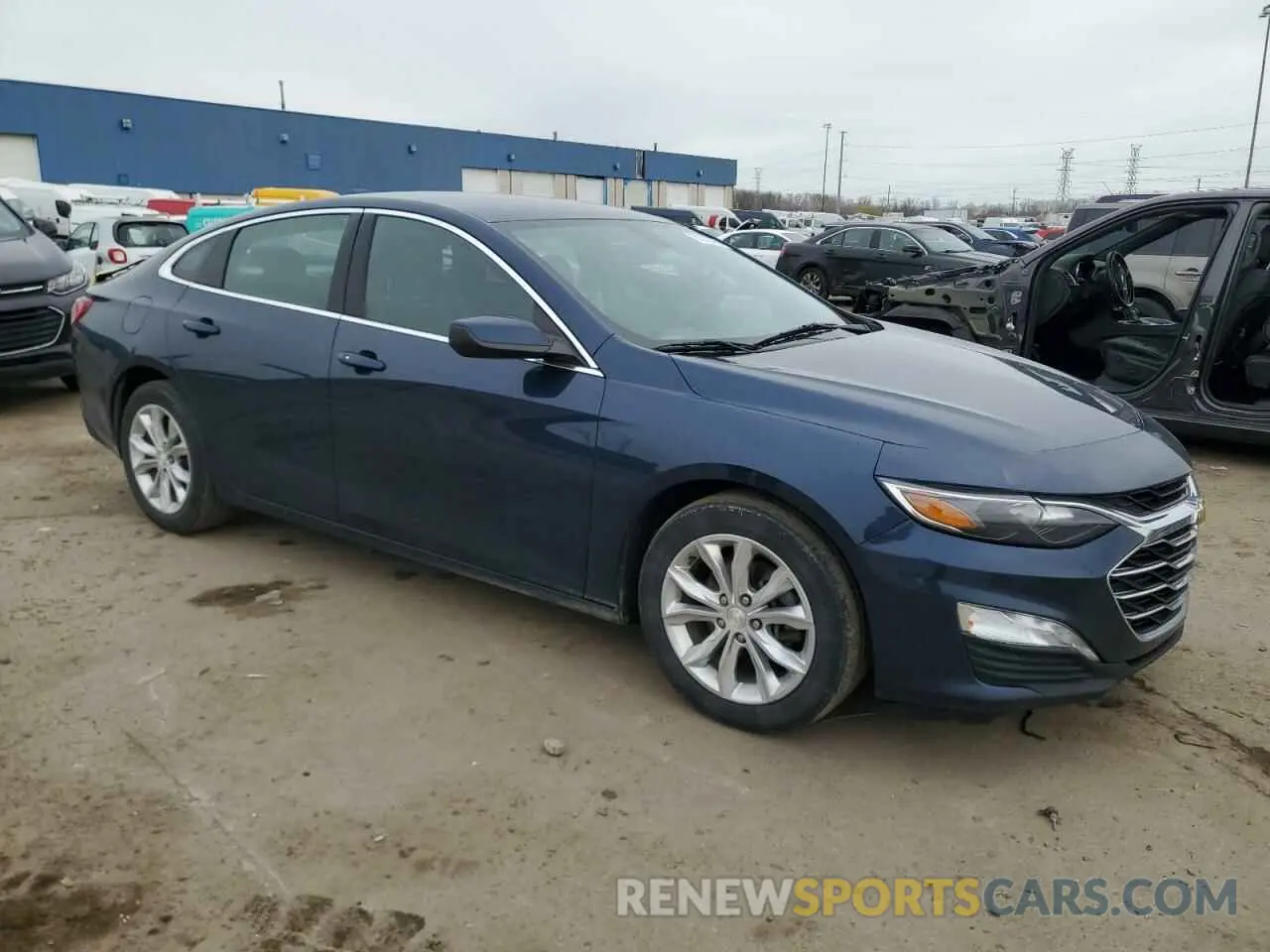 4 Photograph of a damaged car 1G1ZD5ST7KF215481 CHEVROLET MALIBU 2019