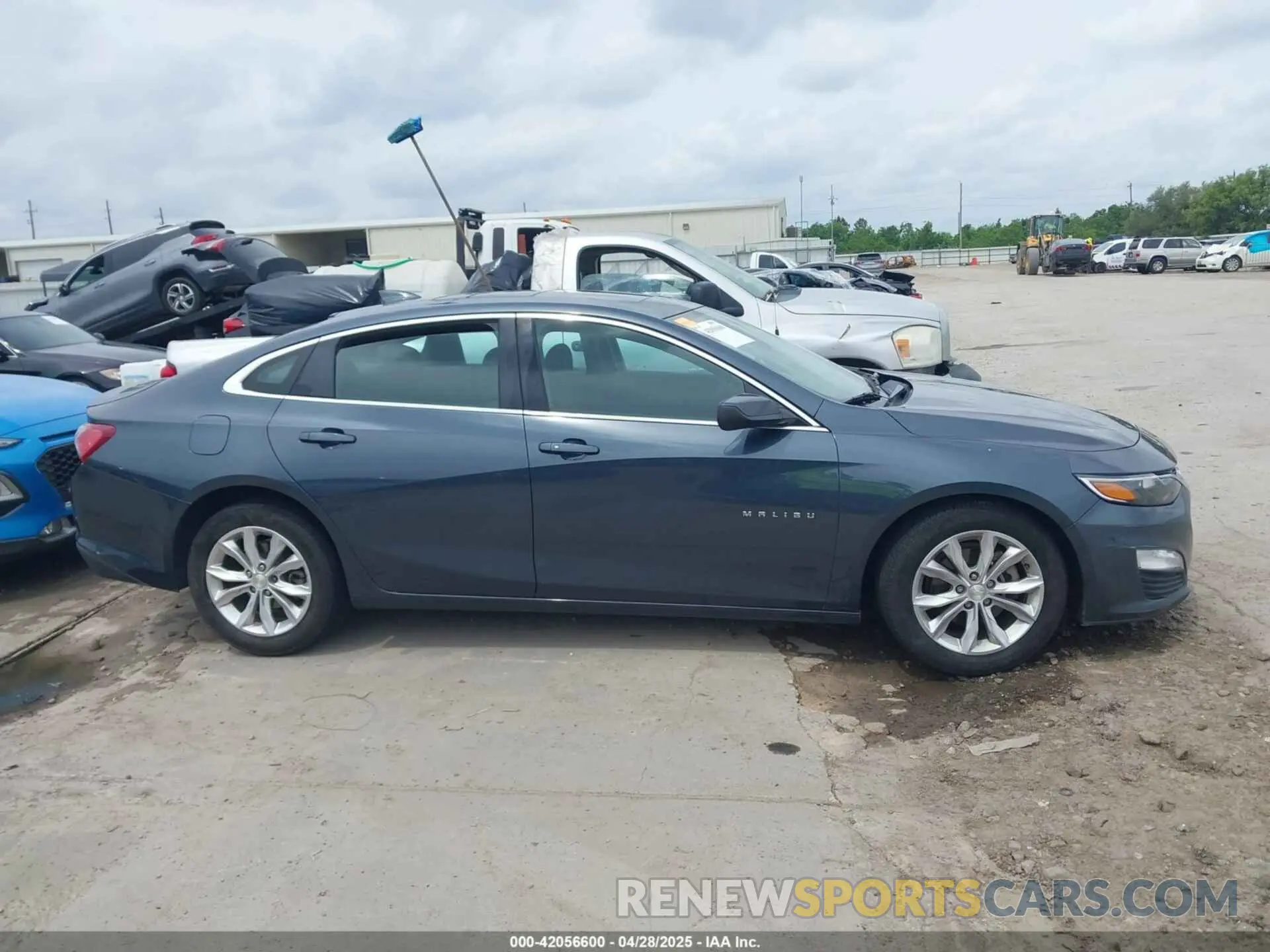 13 Photograph of a damaged car 1G1ZD5ST8KF107709 CHEVROLET MALIBU 2019