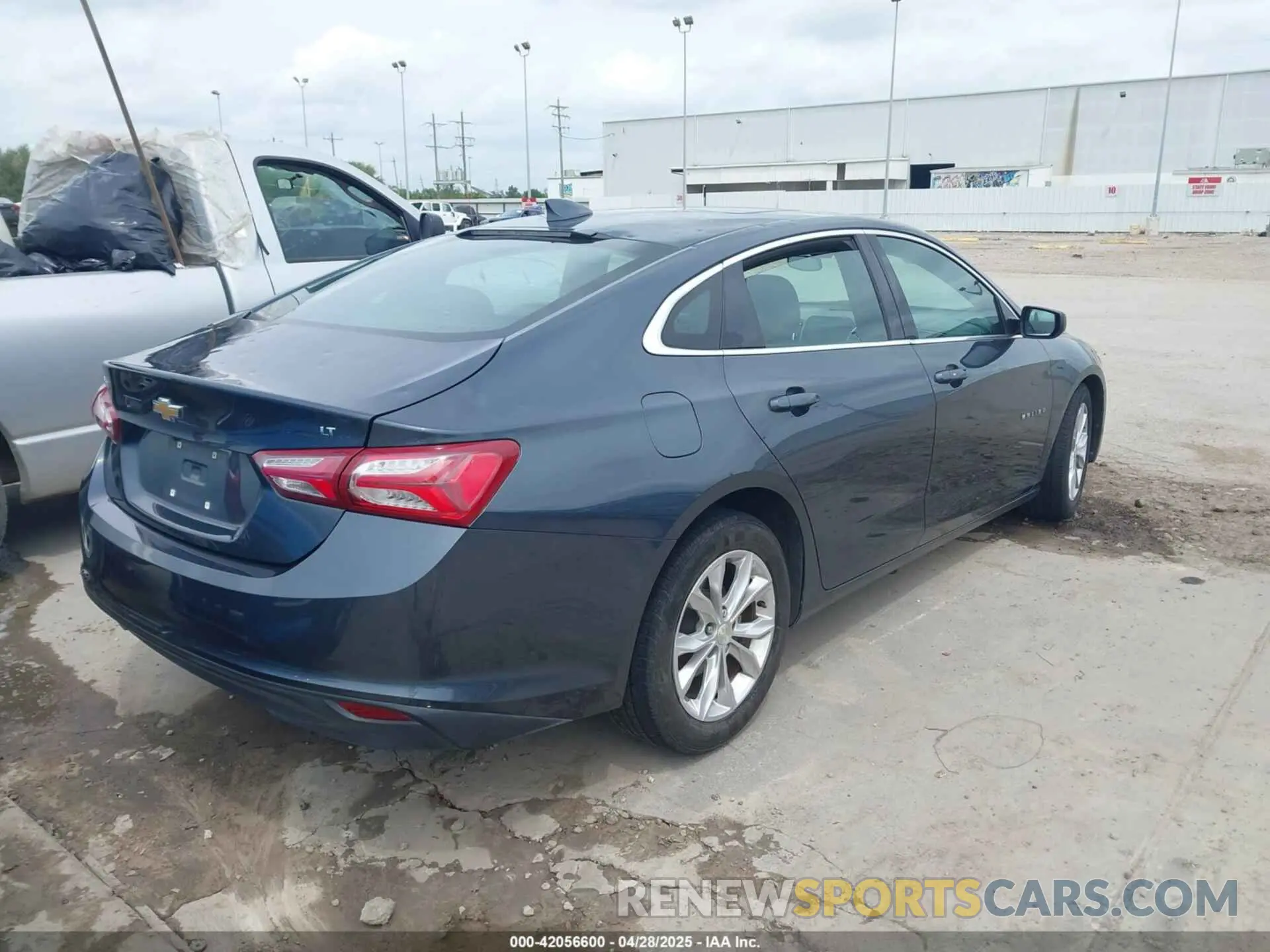 4 Photograph of a damaged car 1G1ZD5ST8KF107709 CHEVROLET MALIBU 2019