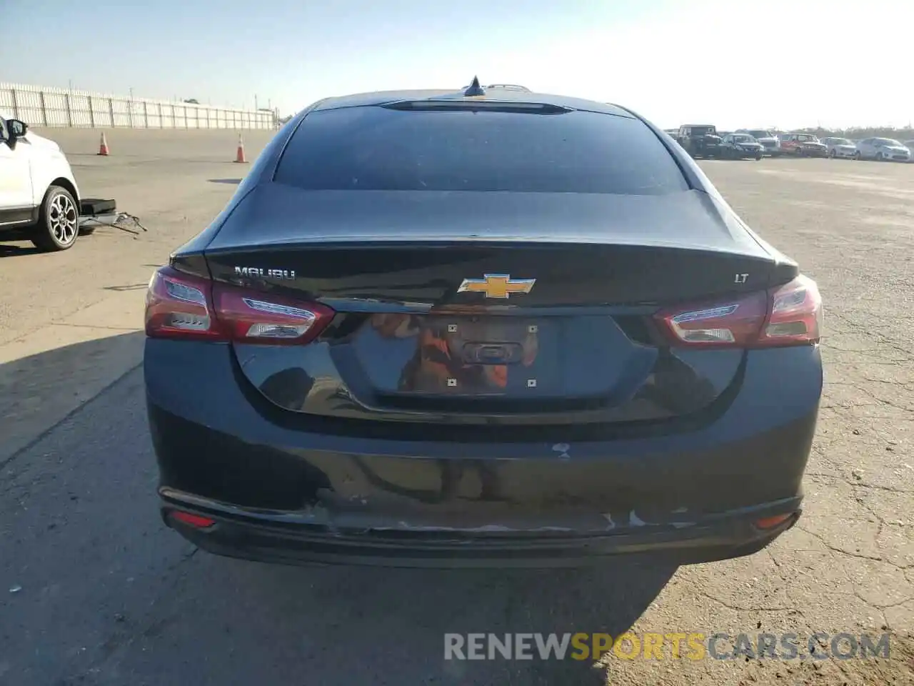 6 Photograph of a damaged car 1G1ZD5ST8KF121304 CHEVROLET MALIBU 2019