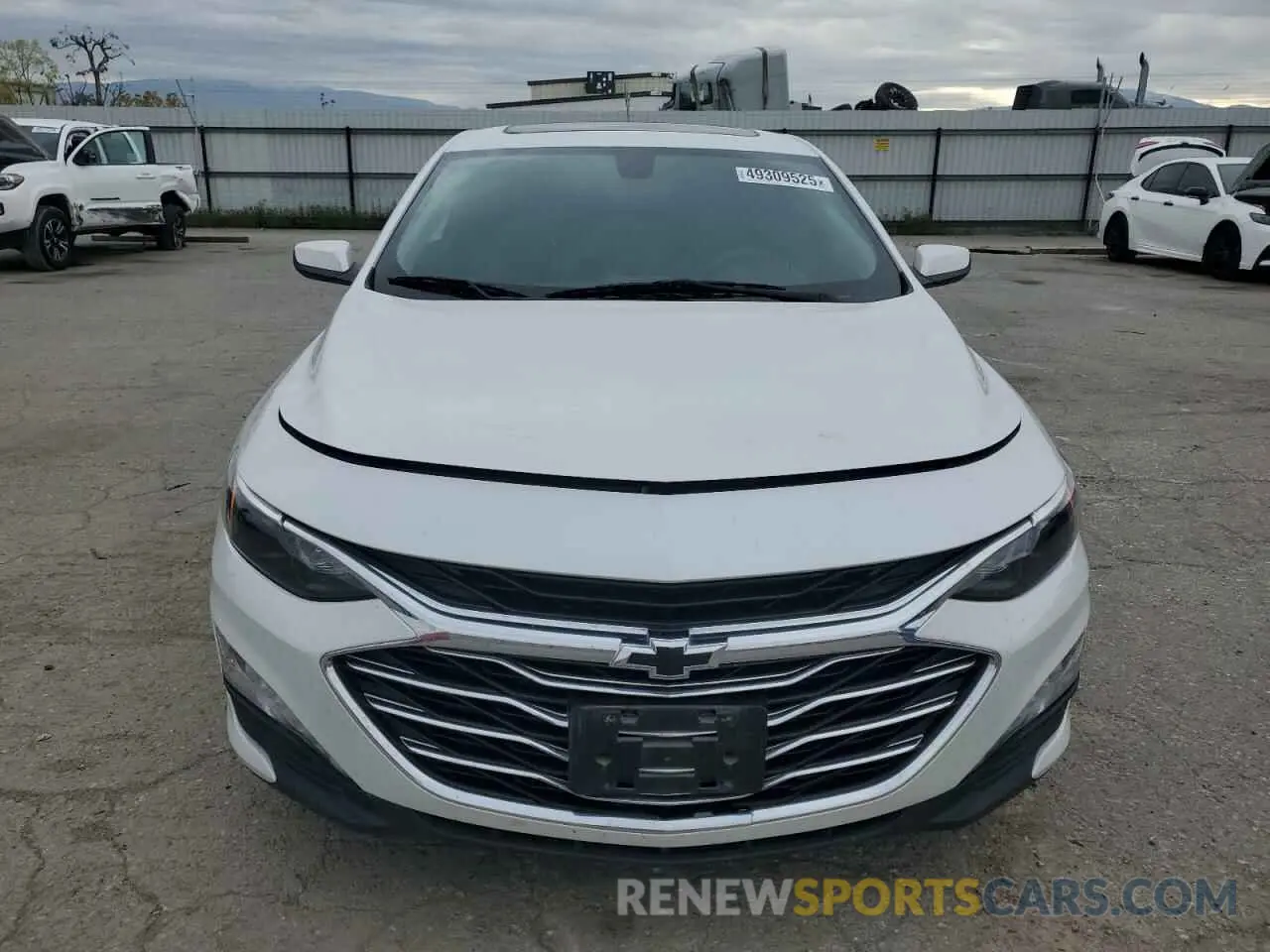 5 Photograph of a damaged car 1G1ZD5ST8KF126065 CHEVROLET MALIBU 2019