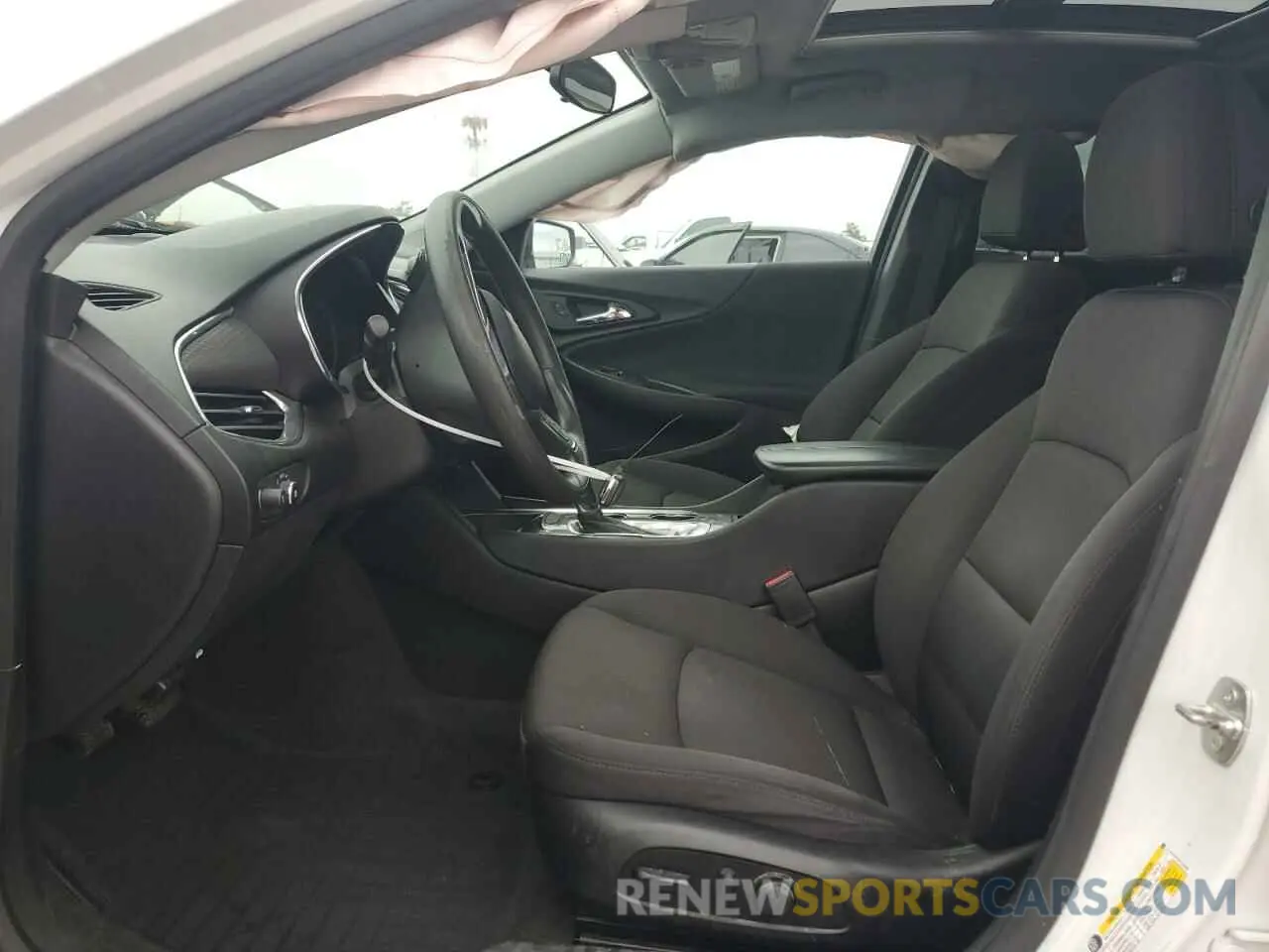 7 Photograph of a damaged car 1G1ZD5ST8KF126065 CHEVROLET MALIBU 2019