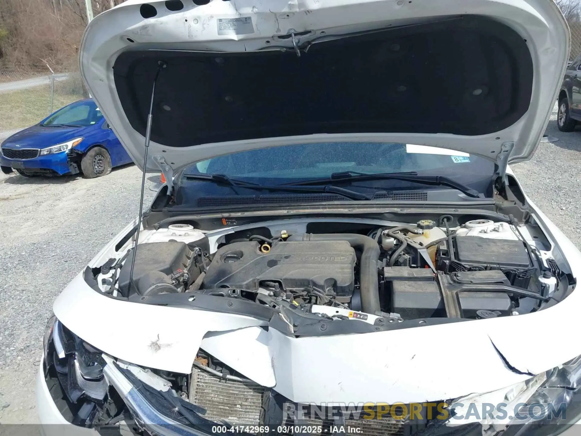 10 Photograph of a damaged car 1G1ZD5ST8KF155579 CHEVROLET MALIBU 2019