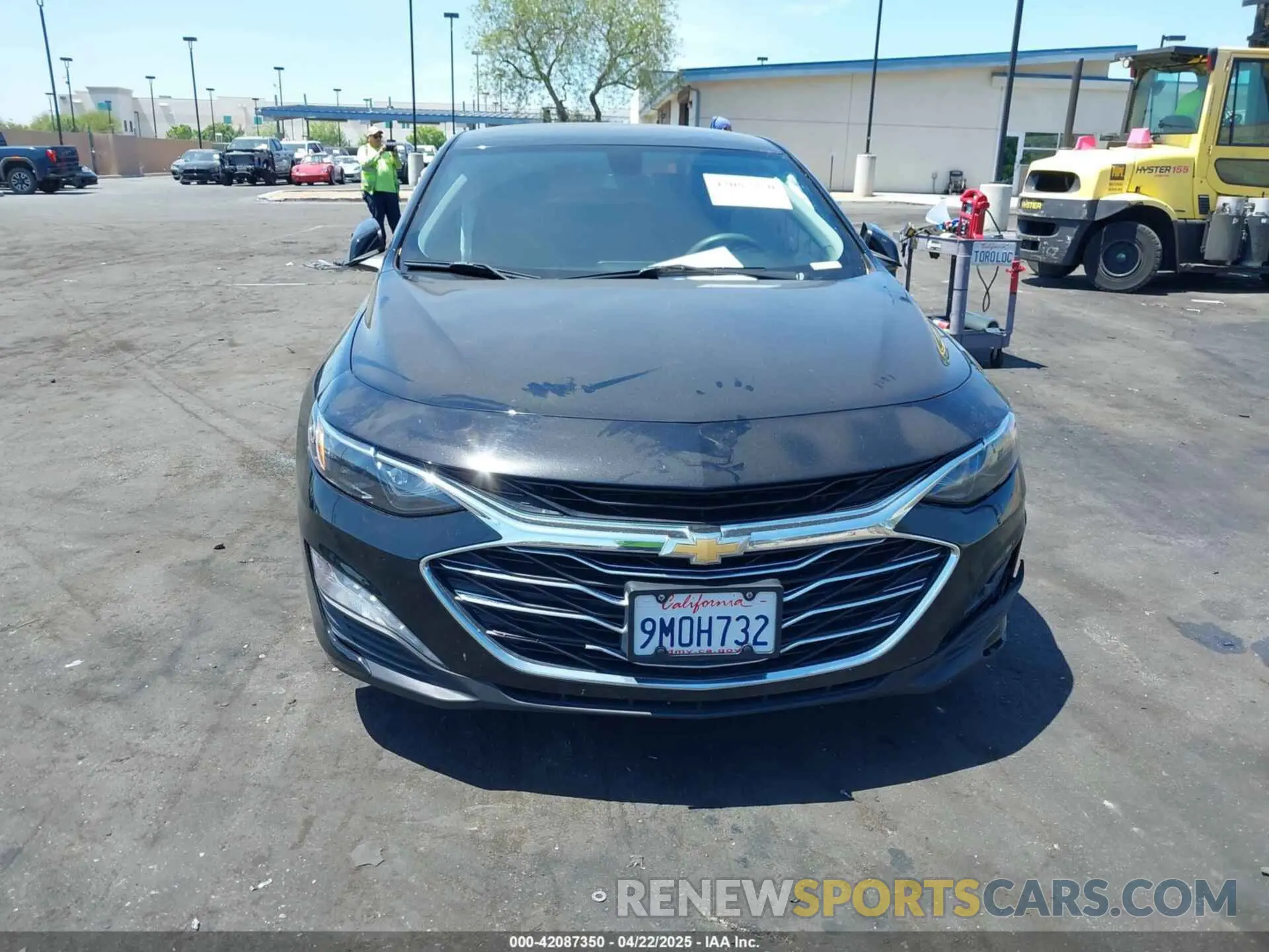 13 Photograph of a damaged car 1G1ZD5ST8KF157316 CHEVROLET MALIBU 2019