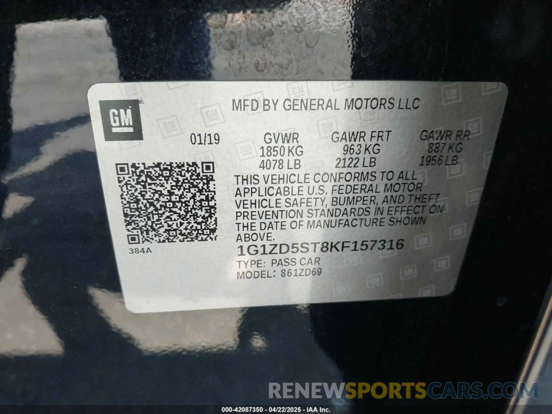 9 Photograph of a damaged car 1G1ZD5ST8KF157316 CHEVROLET MALIBU 2019