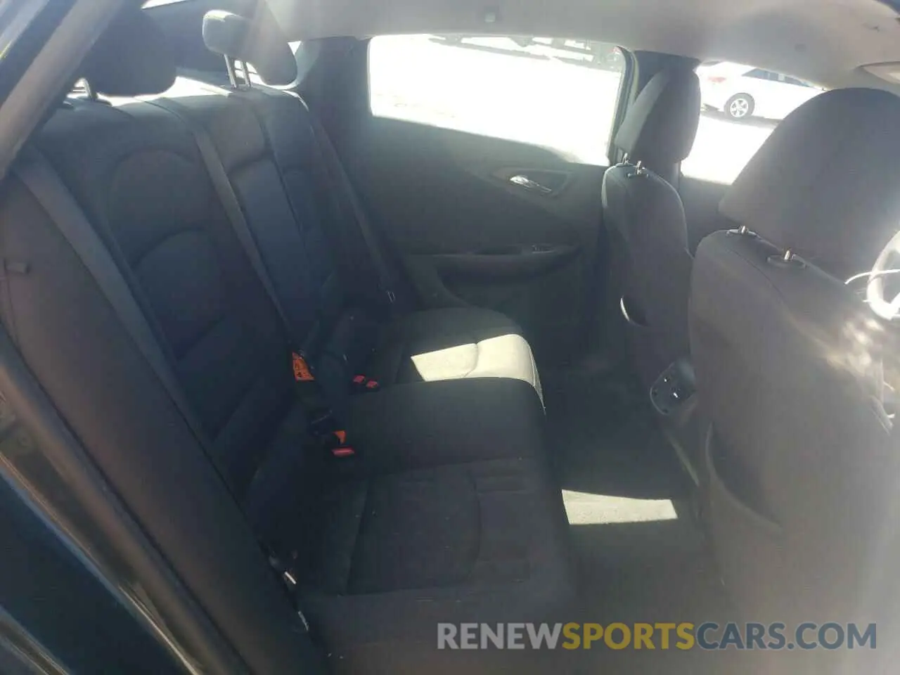 10 Photograph of a damaged car 1G1ZD5ST8KF160216 CHEVROLET MALIBU 2019