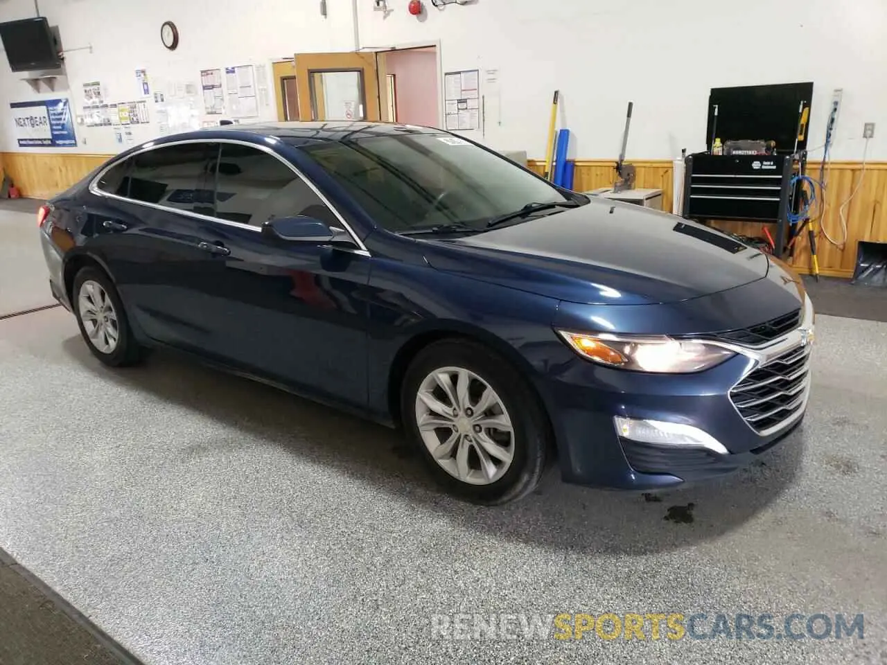 4 Photograph of a damaged car 1G1ZD5ST8KF218440 CHEVROLET MALIBU 2019