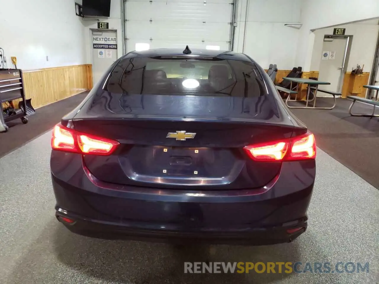 6 Photograph of a damaged car 1G1ZD5ST8KF218440 CHEVROLET MALIBU 2019