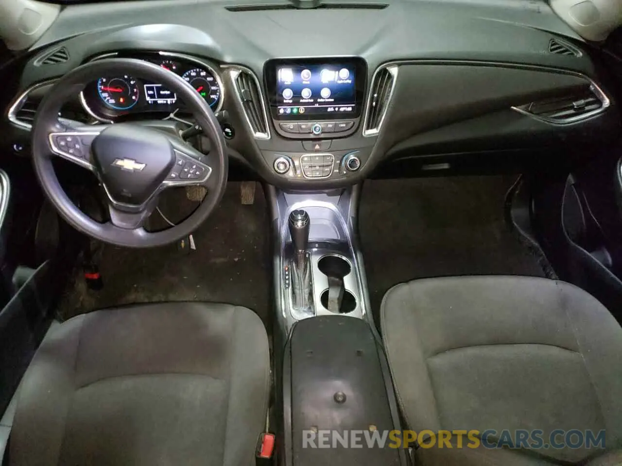 8 Photograph of a damaged car 1G1ZD5ST8KF218440 CHEVROLET MALIBU 2019