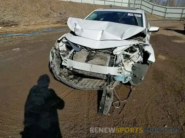 11 Photograph of a damaged car 1G1ZD5ST9KF148284 CHEVROLET MALIBU 2019