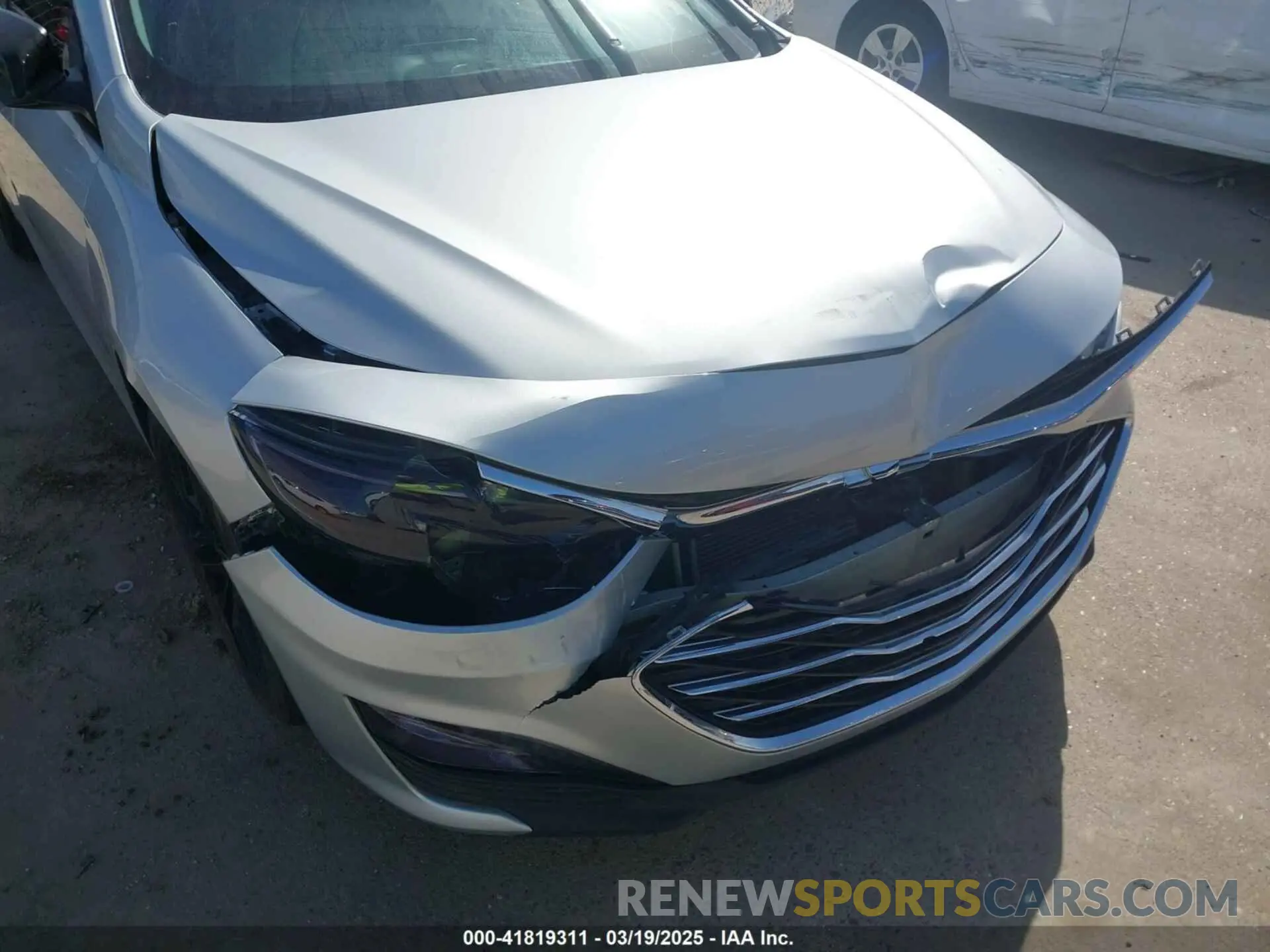 6 Photograph of a damaged car 1G1ZD5ST9KF160886 CHEVROLET MALIBU 2019