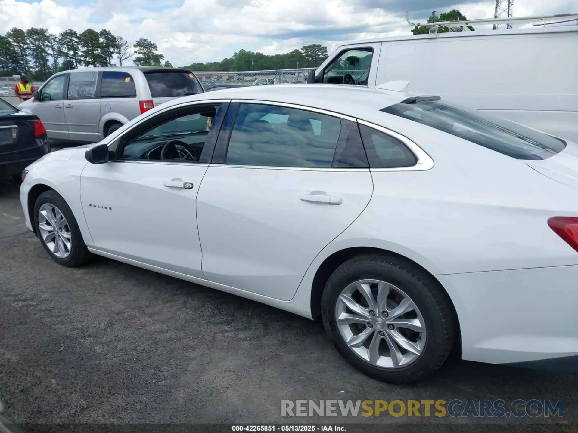 14 Photograph of a damaged car 1G1ZD5ST9KF162251 CHEVROLET MALIBU 2019