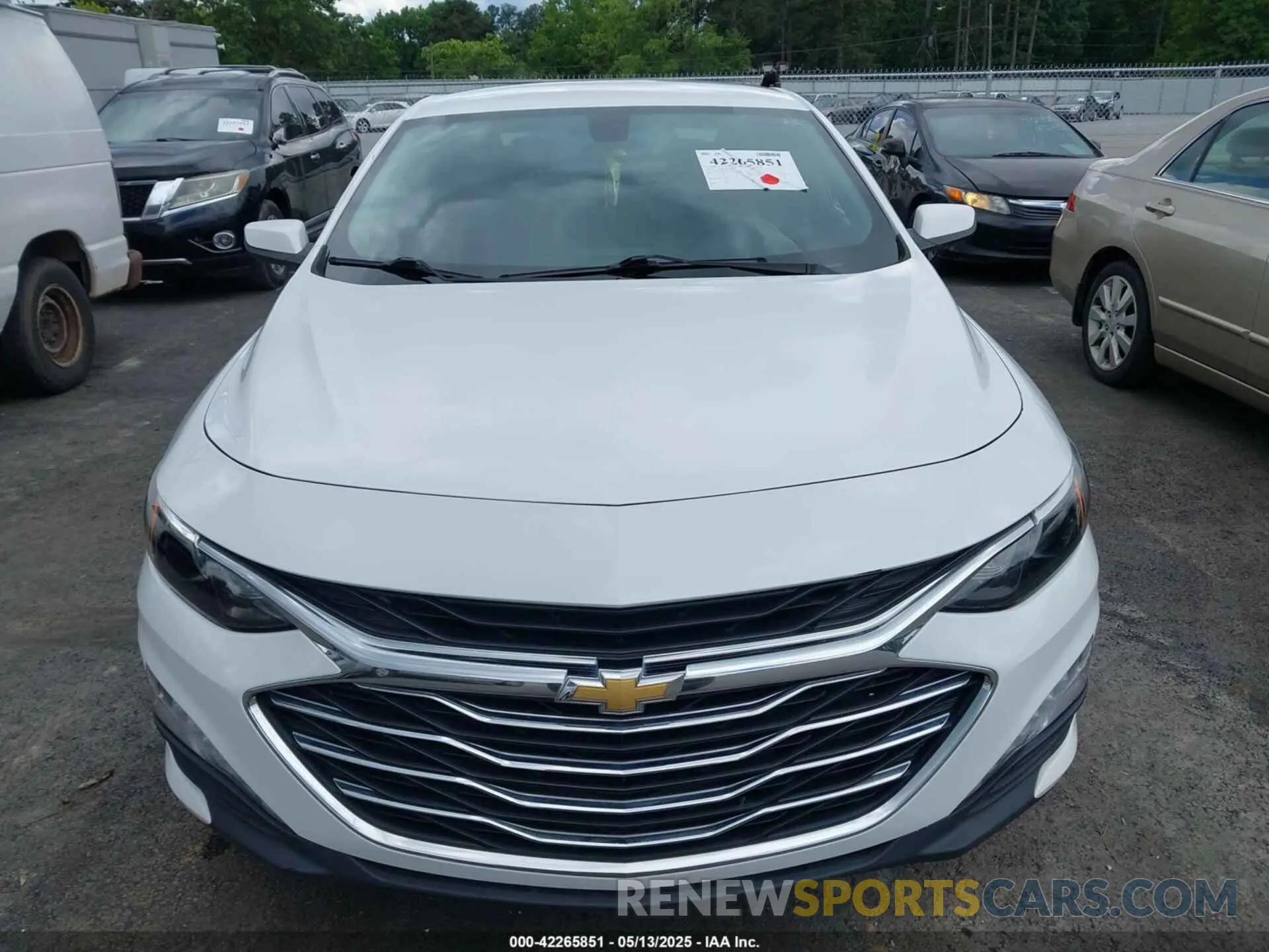 6 Photograph of a damaged car 1G1ZD5ST9KF162251 CHEVROLET MALIBU 2019