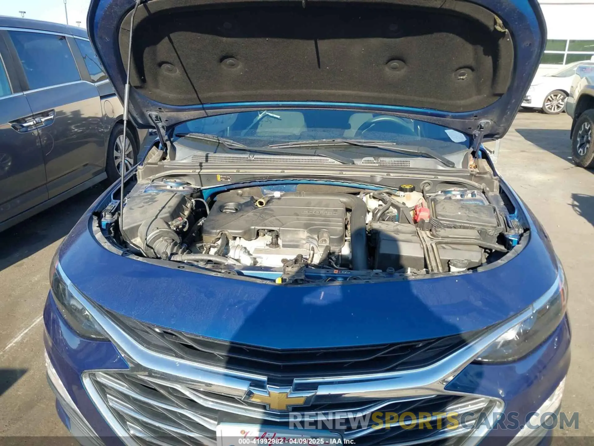 10 Photograph of a damaged car 1G1ZD5ST9KF165473 CHEVROLET MALIBU 2019