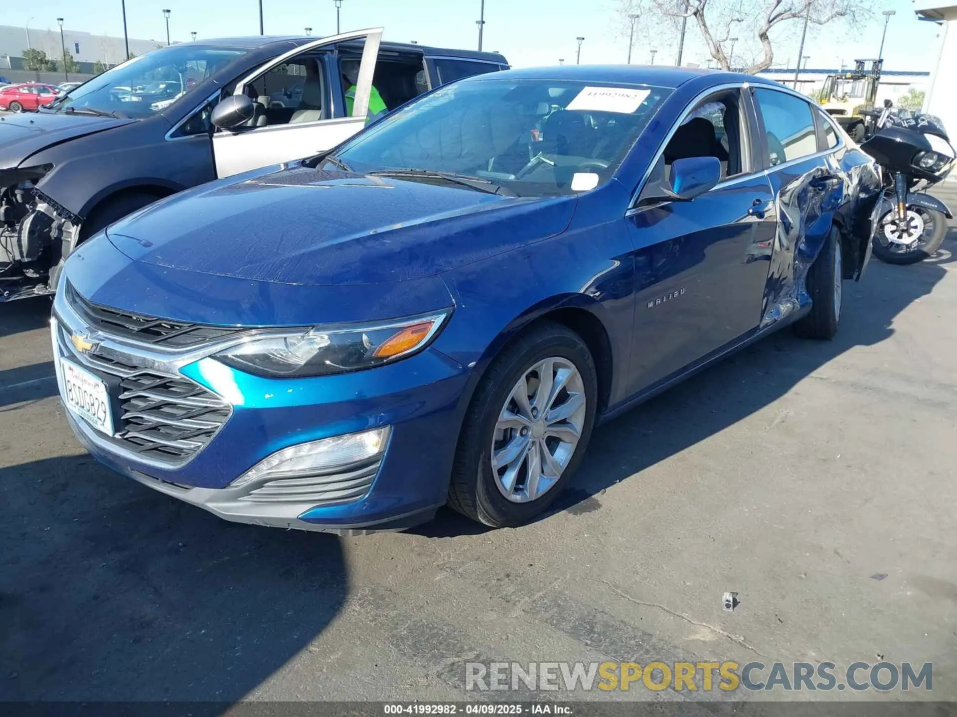 2 Photograph of a damaged car 1G1ZD5ST9KF165473 CHEVROLET MALIBU 2019