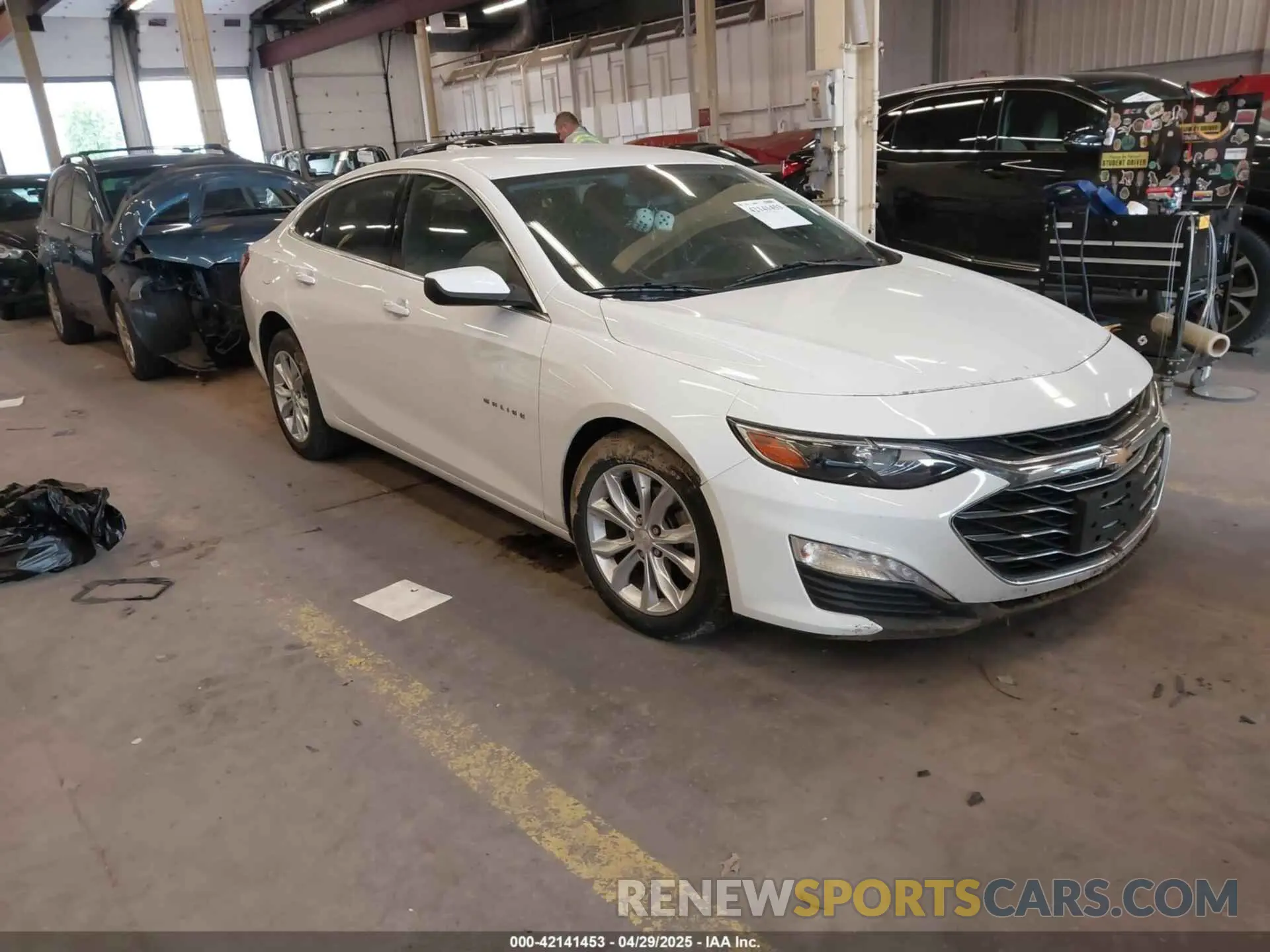 1 Photograph of a damaged car 1G1ZD5ST9KF175131 CHEVROLET MALIBU 2019