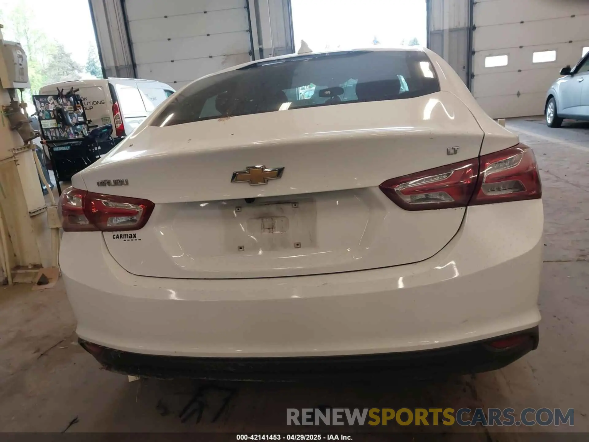 16 Photograph of a damaged car 1G1ZD5ST9KF175131 CHEVROLET MALIBU 2019