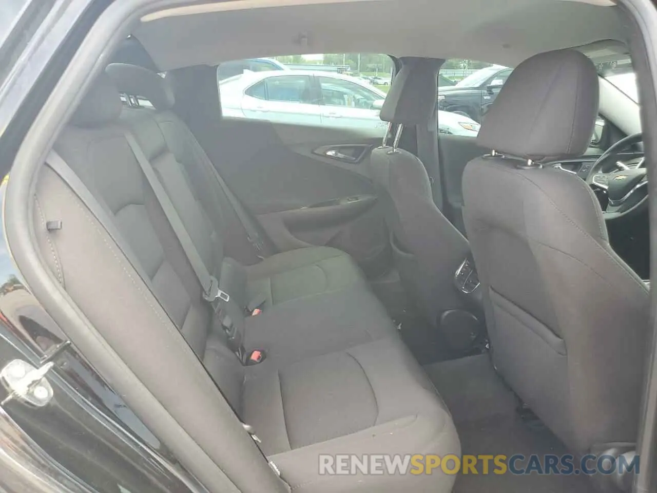 10 Photograph of a damaged car 1G1ZD5ST9KF178272 CHEVROLET MALIBU 2019