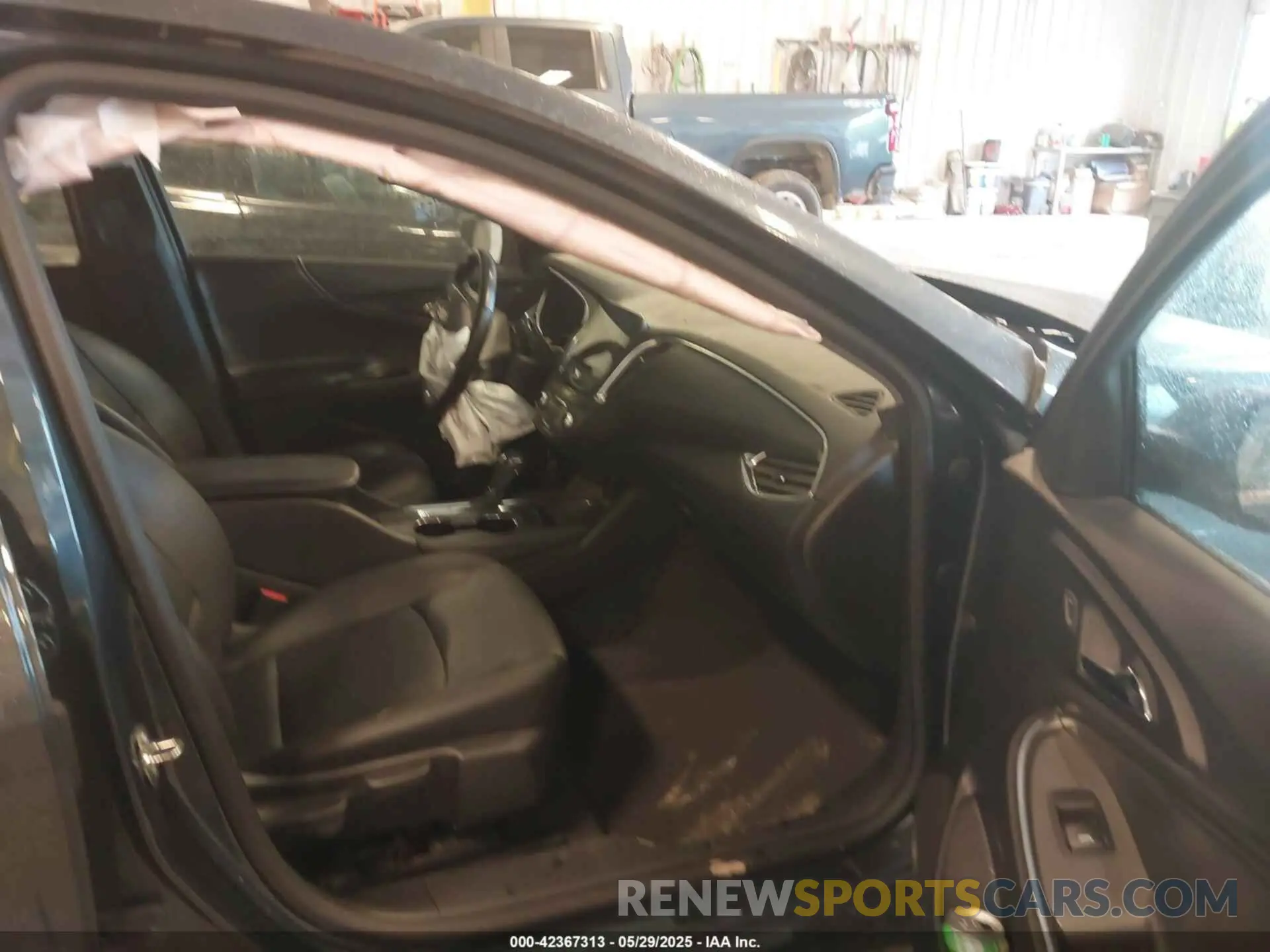 5 Photograph of a damaged car 1G1ZD5ST9KF206622 CHEVROLET MALIBU 2019