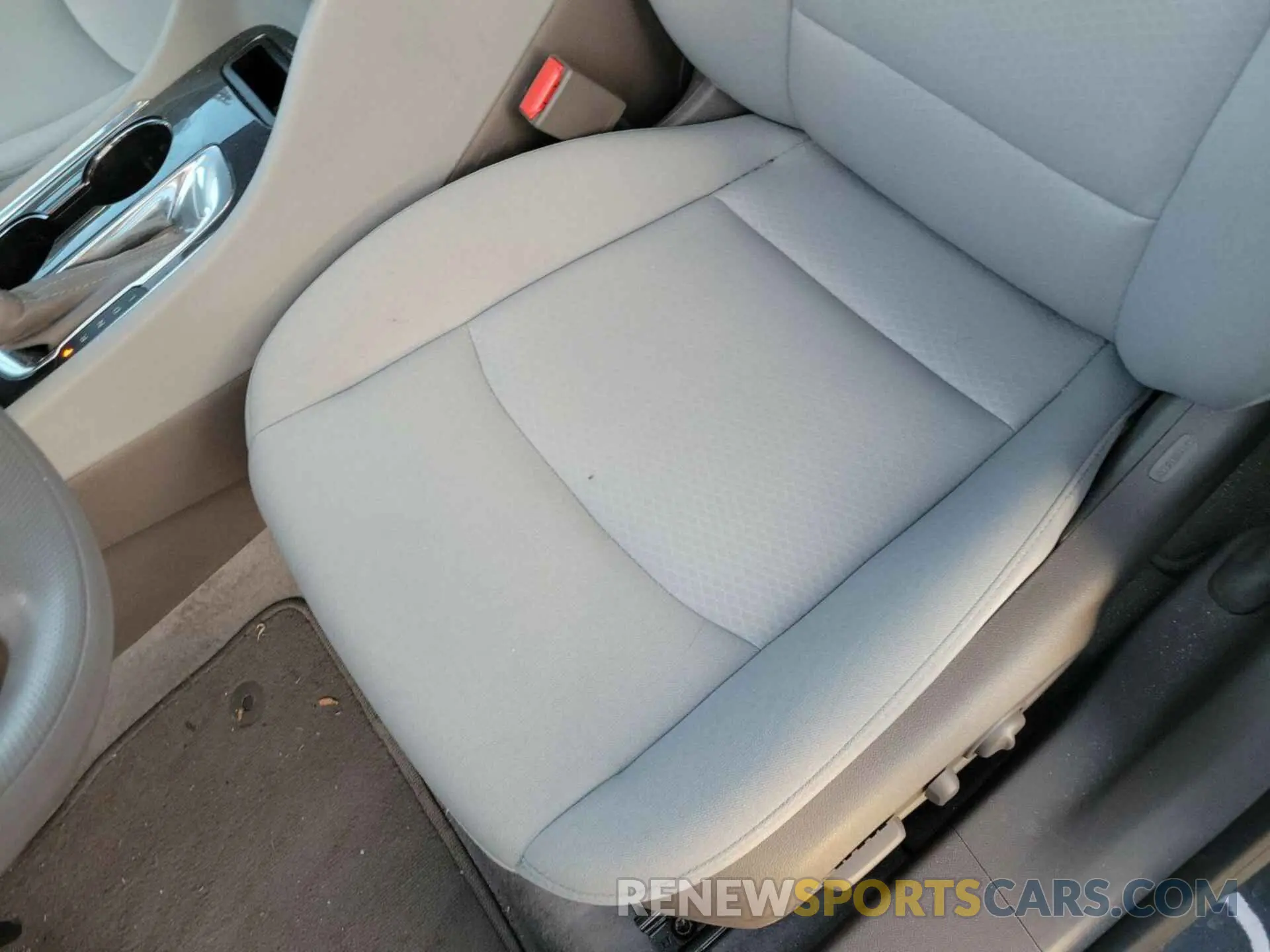 27 Photograph of a damaged car 1G1ZD5STXKF151971 CHEVROLET MALIBU 2019
